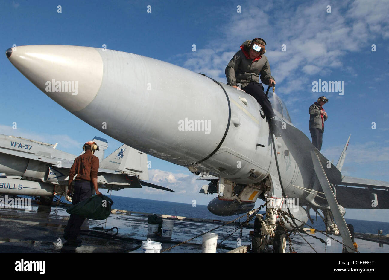 030123-N-4953E-004 Mediterranean Sea (Jan. 23, 2003) – Aviation ...