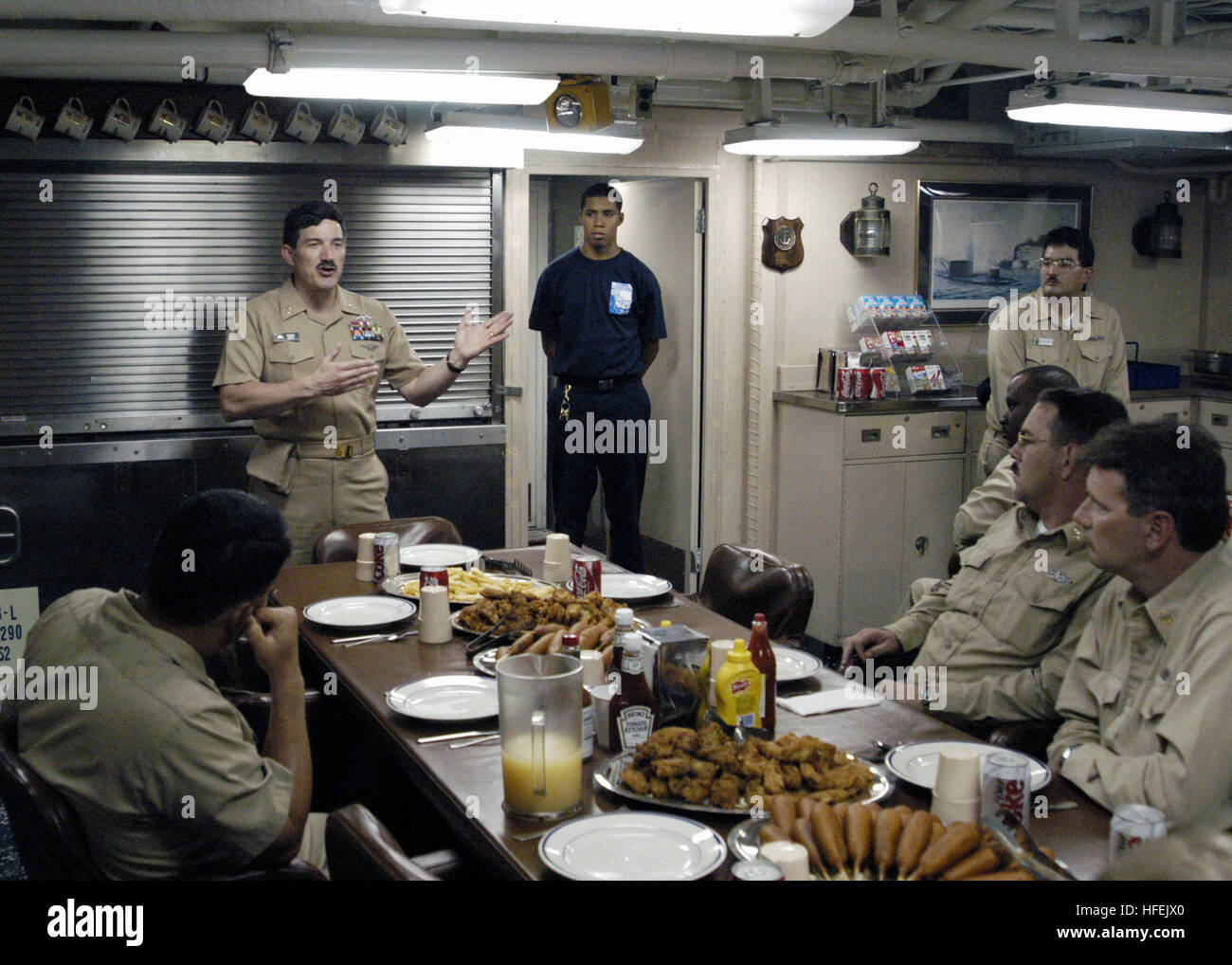 030424N0715P099 Pearl Harbor, Hawaii (Apr. 24, 2003) Master Chief