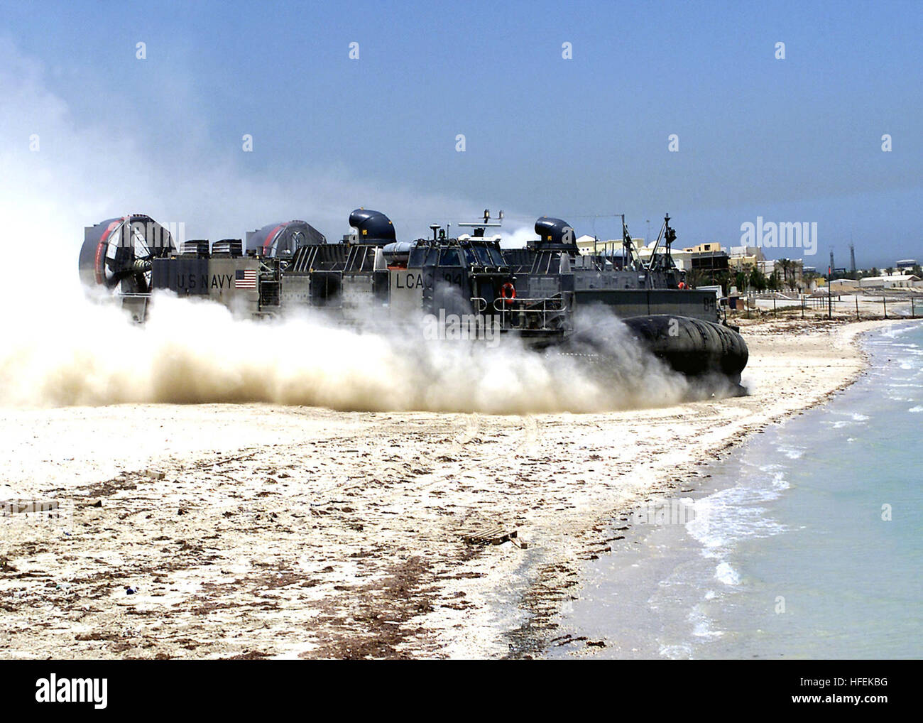Lcac Loading 030506-N-9109V-004 Kuwait Naval Base (May 6, 2003) -- Landing Craft Air ...