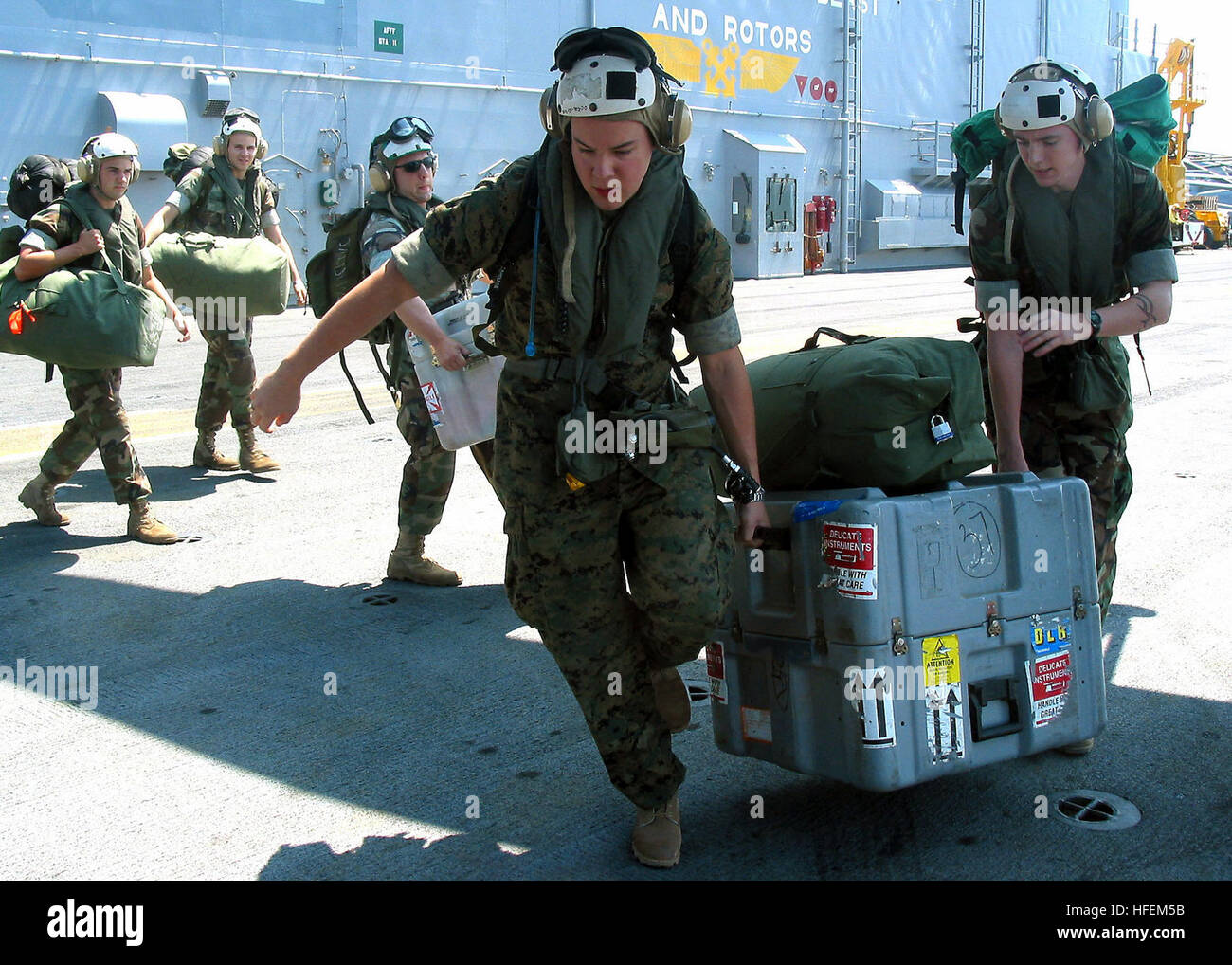 030622-N-6920A-002 The Atlantic Ocean (Jun. 22, 2003) -- Marines ...