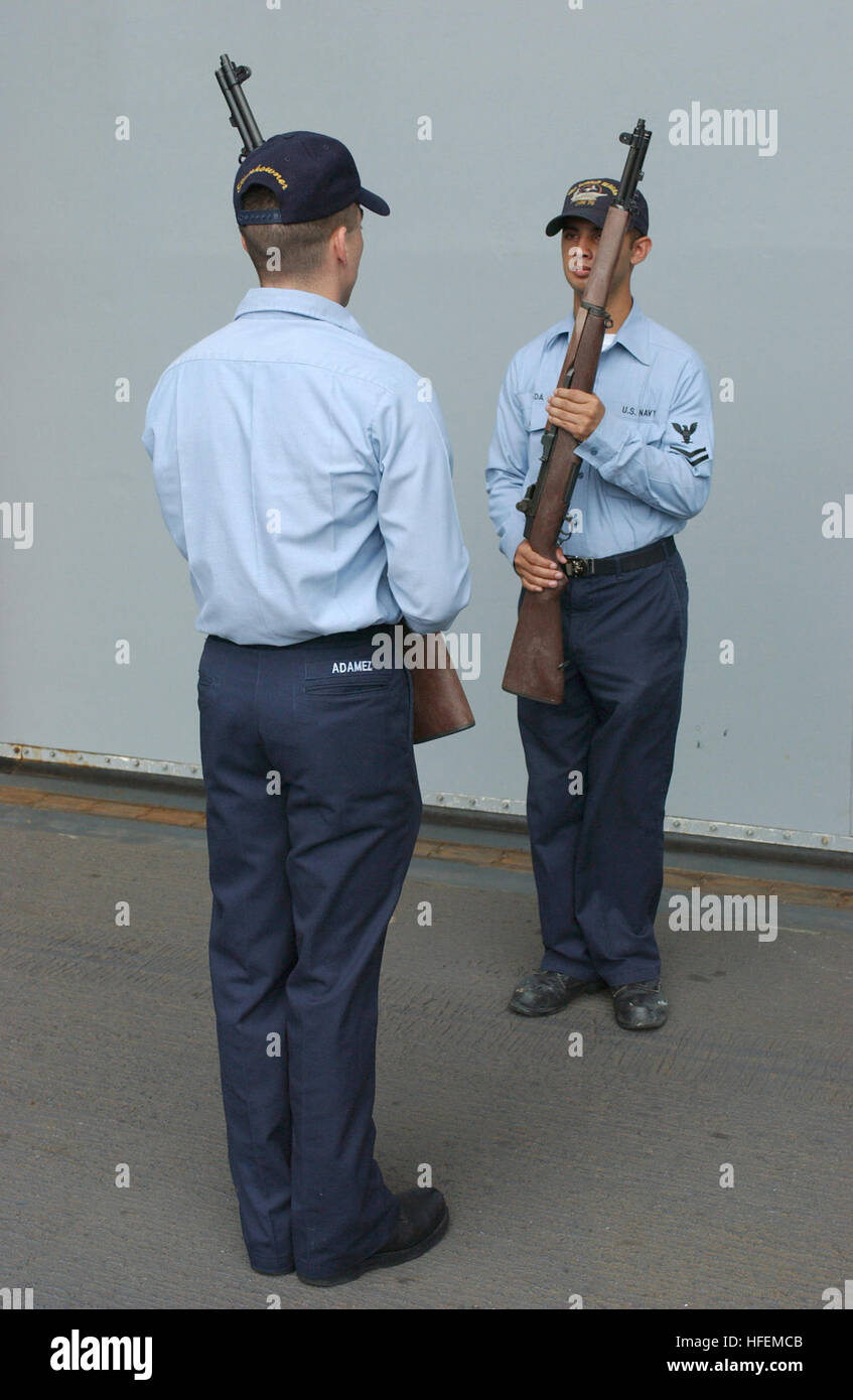 Practice rifle drills hi-res stock photography and images - Alamy