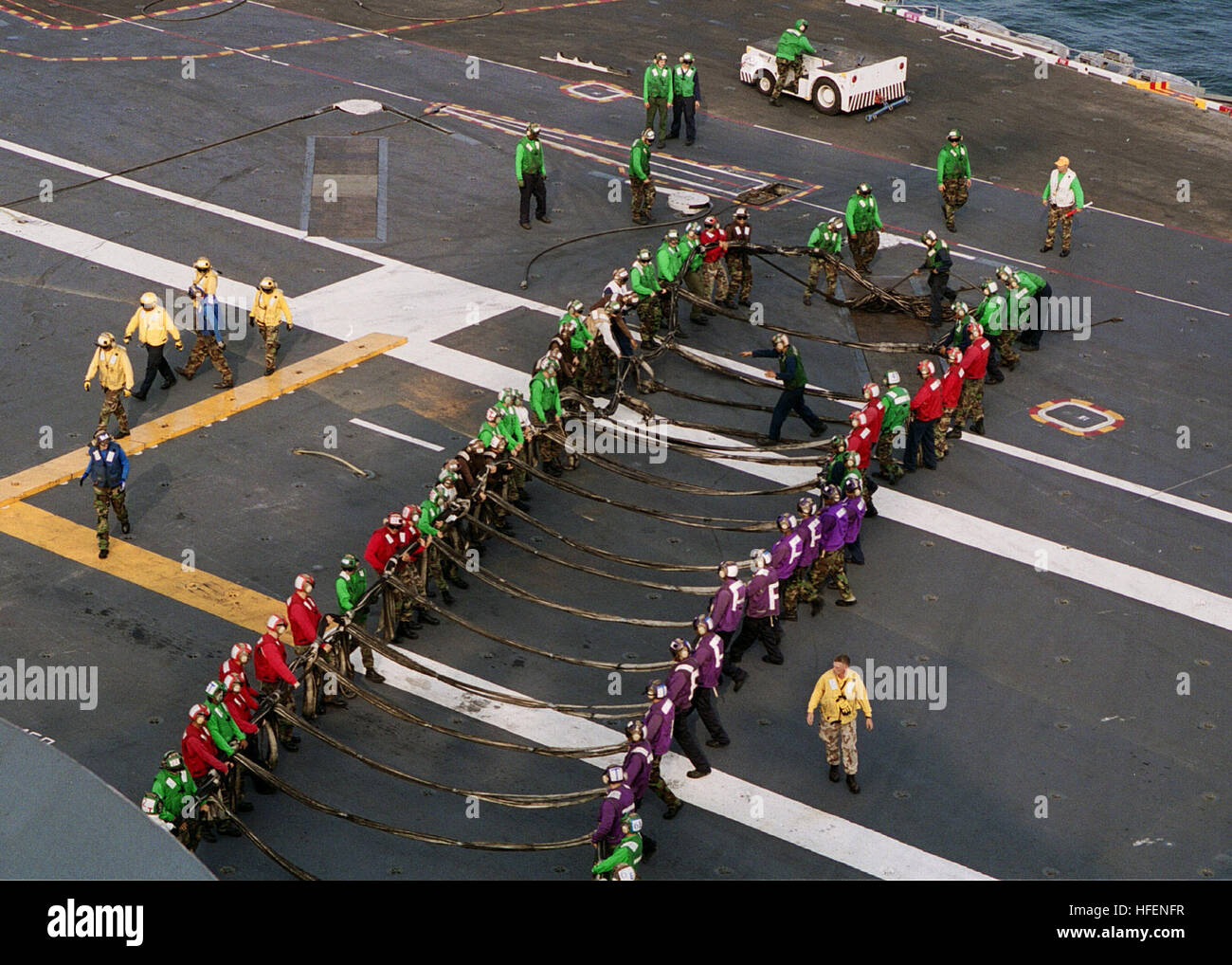 030829N5952R001 At sea aboard USS Enterprise (CVN 65) Aug. 29,2003
