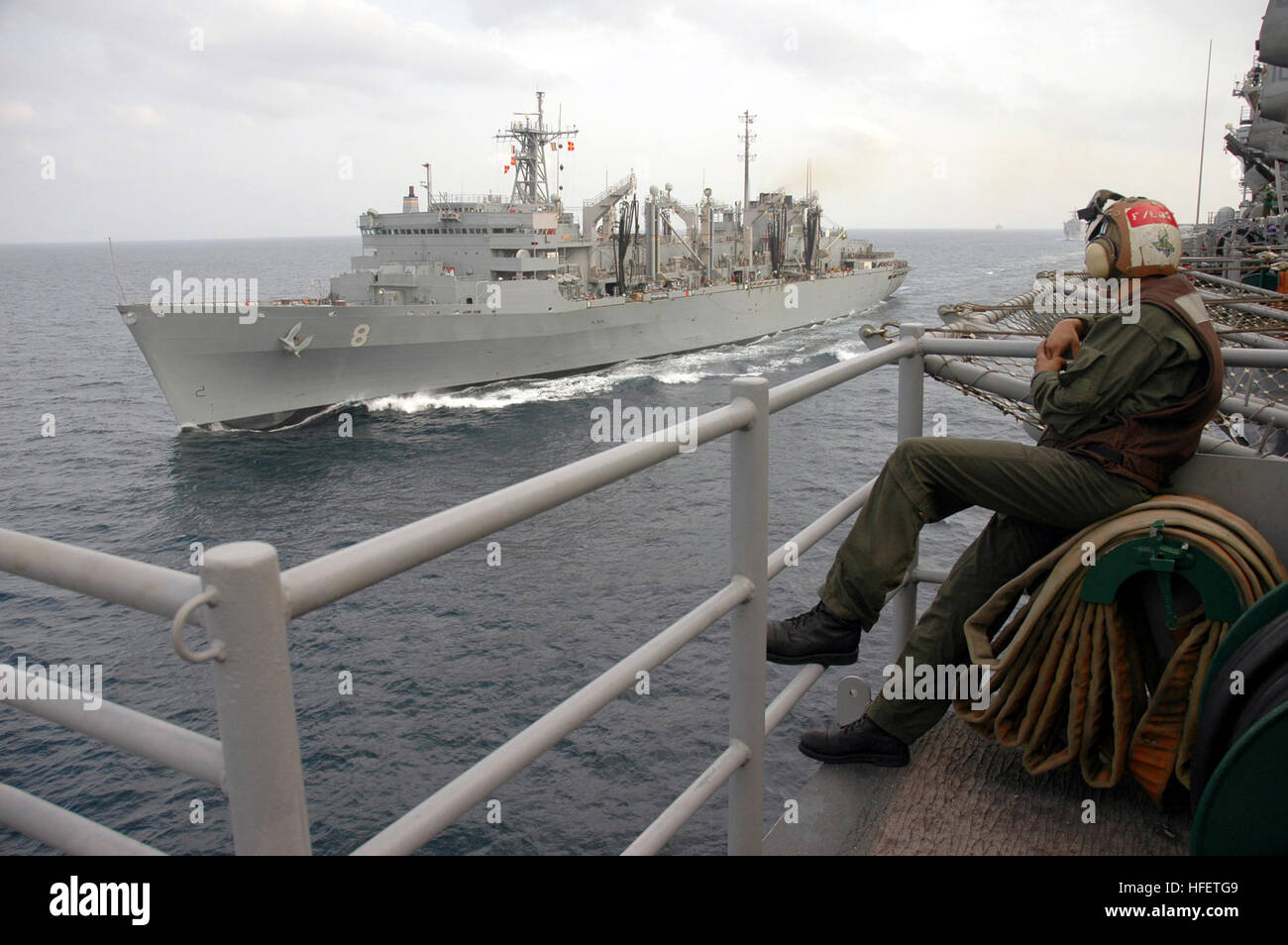 Marine aircraft mechanic hires stock photography and images Alamy