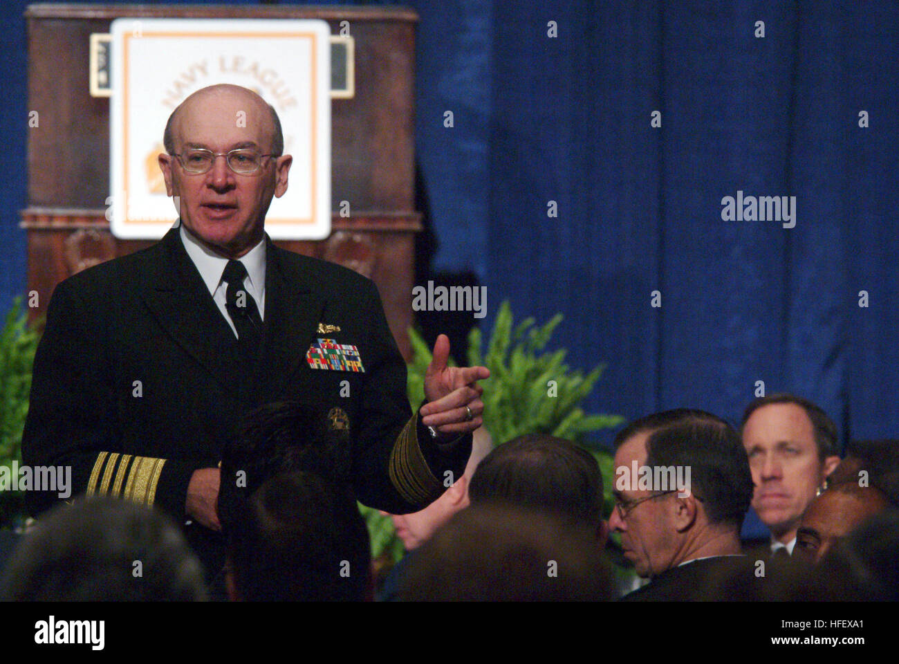 040408-N-2383B-114 Washington, D.C. (April 8, 2004) - Admiral Vern Clark, Chief of Naval Operations (CNO) speaks to attendees of the Navy League's 2004 Sea-Air-Space Exposition at the Marriot Wardman Park Hotel in Washington, D.C.   U.S. Navy photo by Chief Photographer's Mate Johnny Bivera.  (RELEASED) US Navy 040408-N-2383B-114 Admiral Vern Clark, Chief of Naval Operations Stock Photo