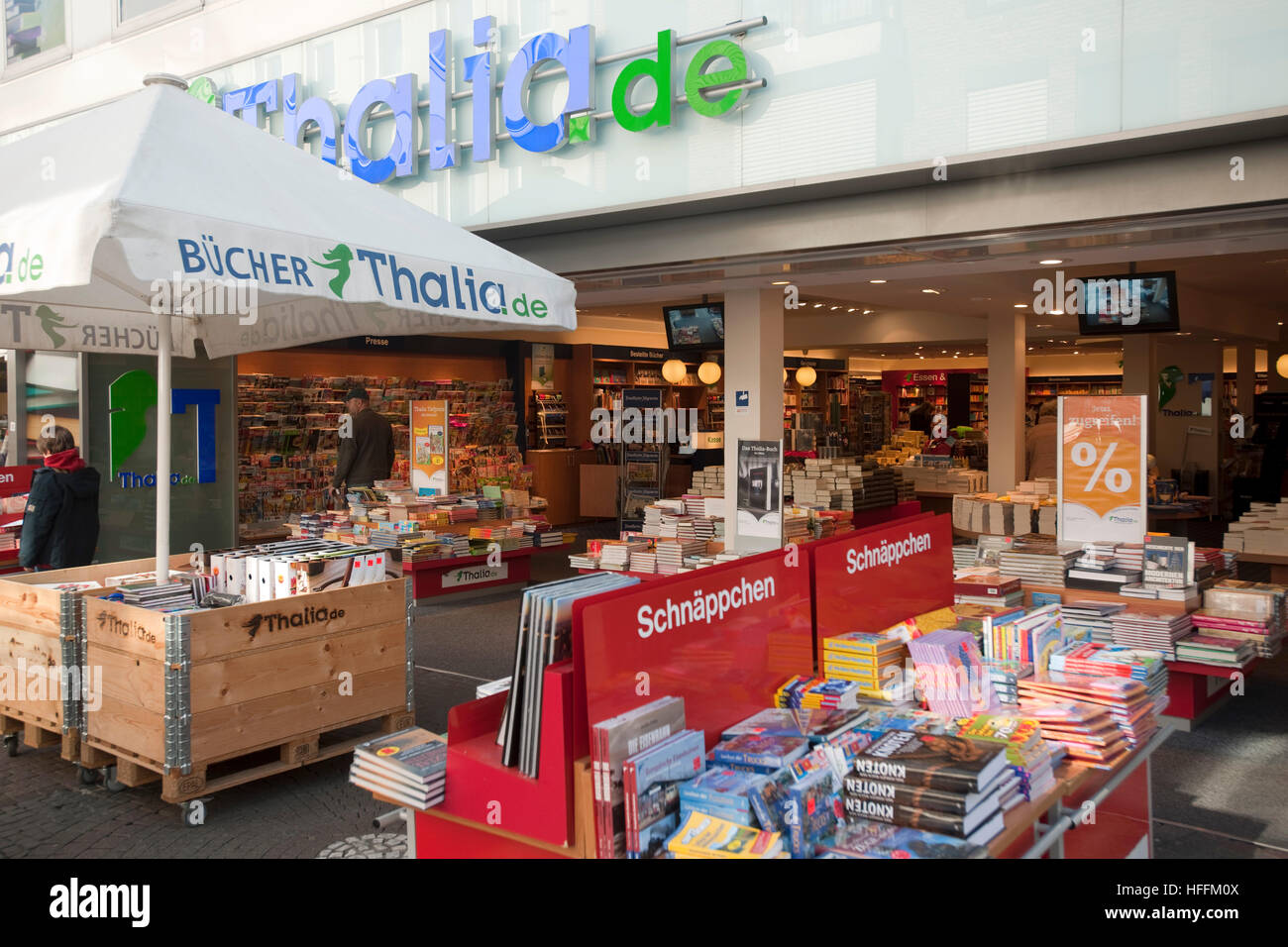 Deutschland, Nordrhein-Westfalen, Euskirchen, Thalia-Buchhandlung in der Fussgängerzone Neustrasse Stock Photo