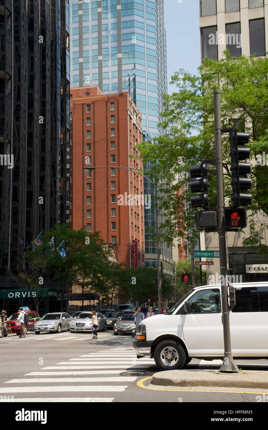 Corner of Ontario Street and North Michigan Avenue, Chicago, Cook