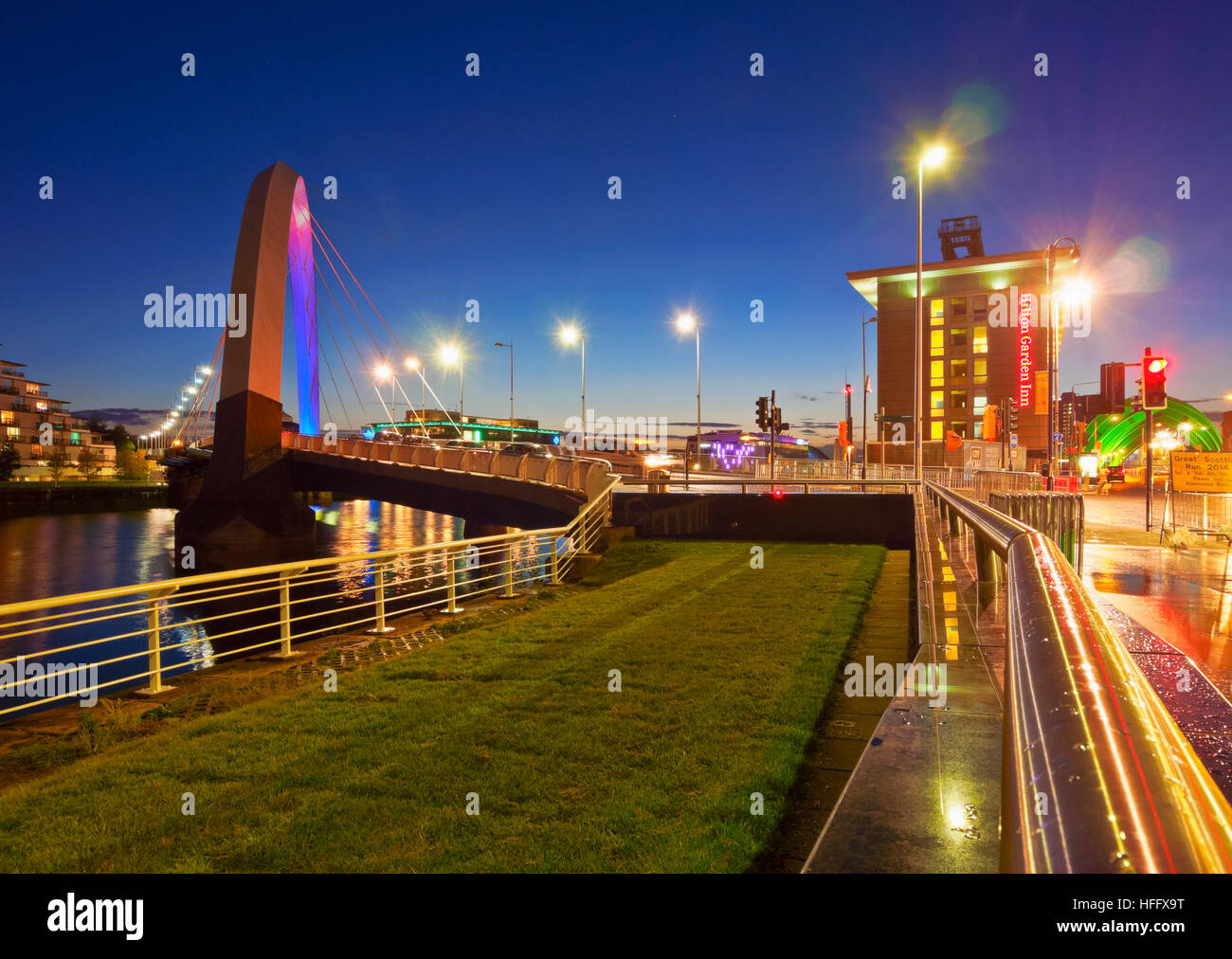 UK, Scotland, Lowlands, Glasgow, Twilight view of the Clyde Arc. Stock Photo