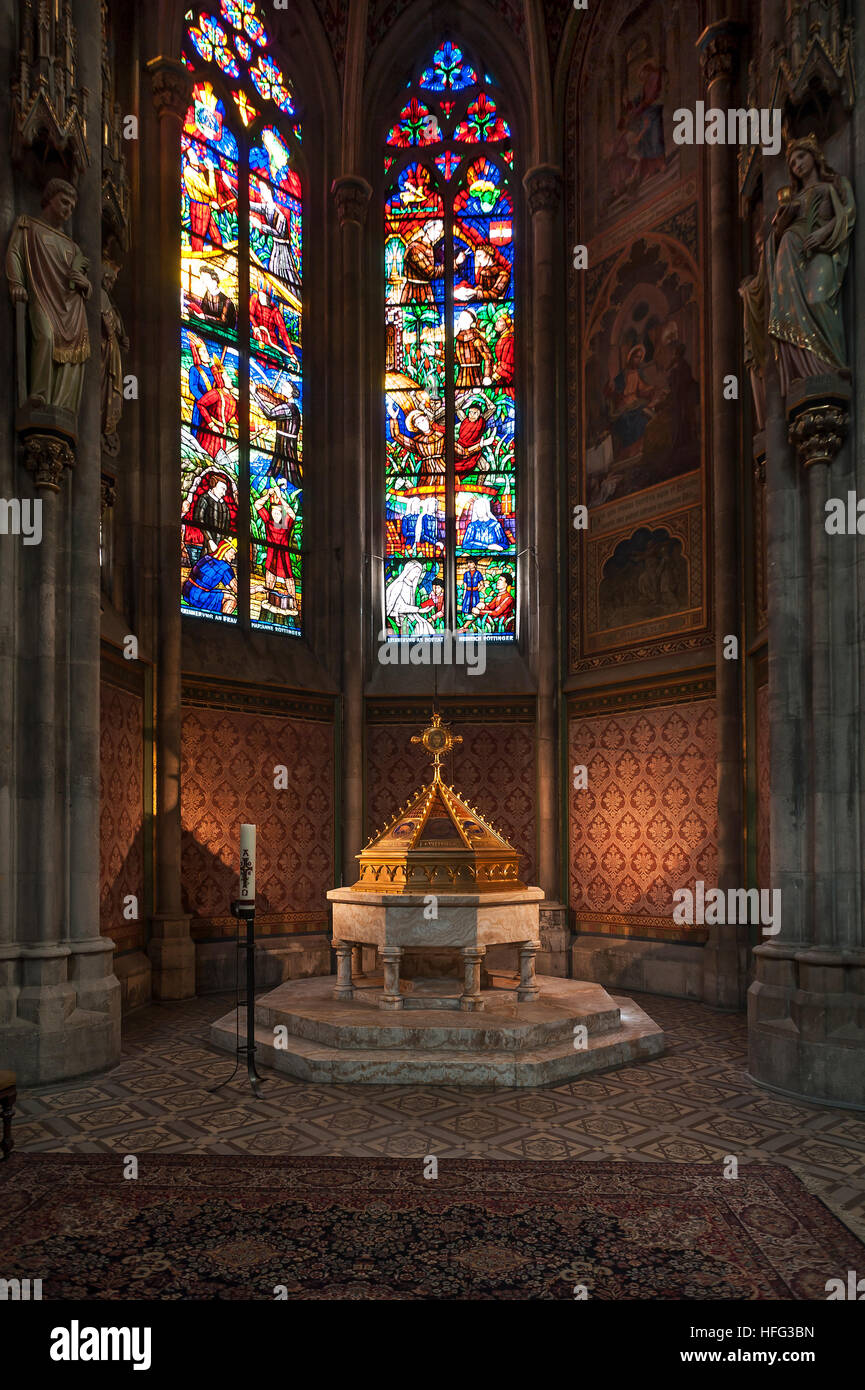 Baptistery, neoGothic Votive Church, Vienna, Austria Stock Photo Alamy