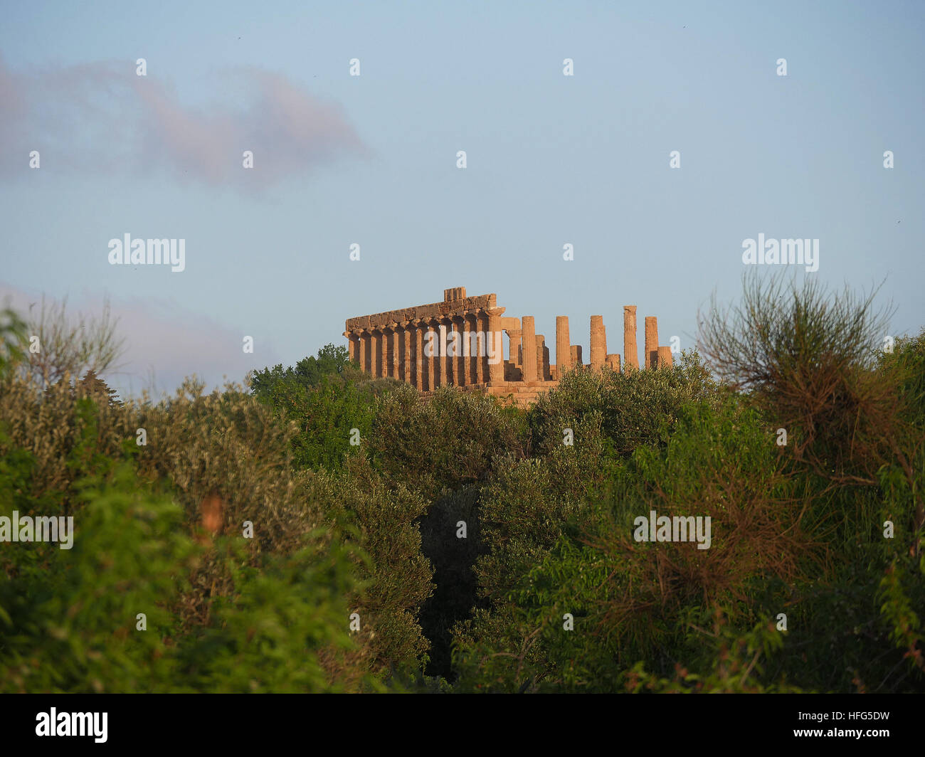 Greek Temple of Juno Lacina,  Vallee di Templi, Agrigento, Sicily, Italy Stock Photo
