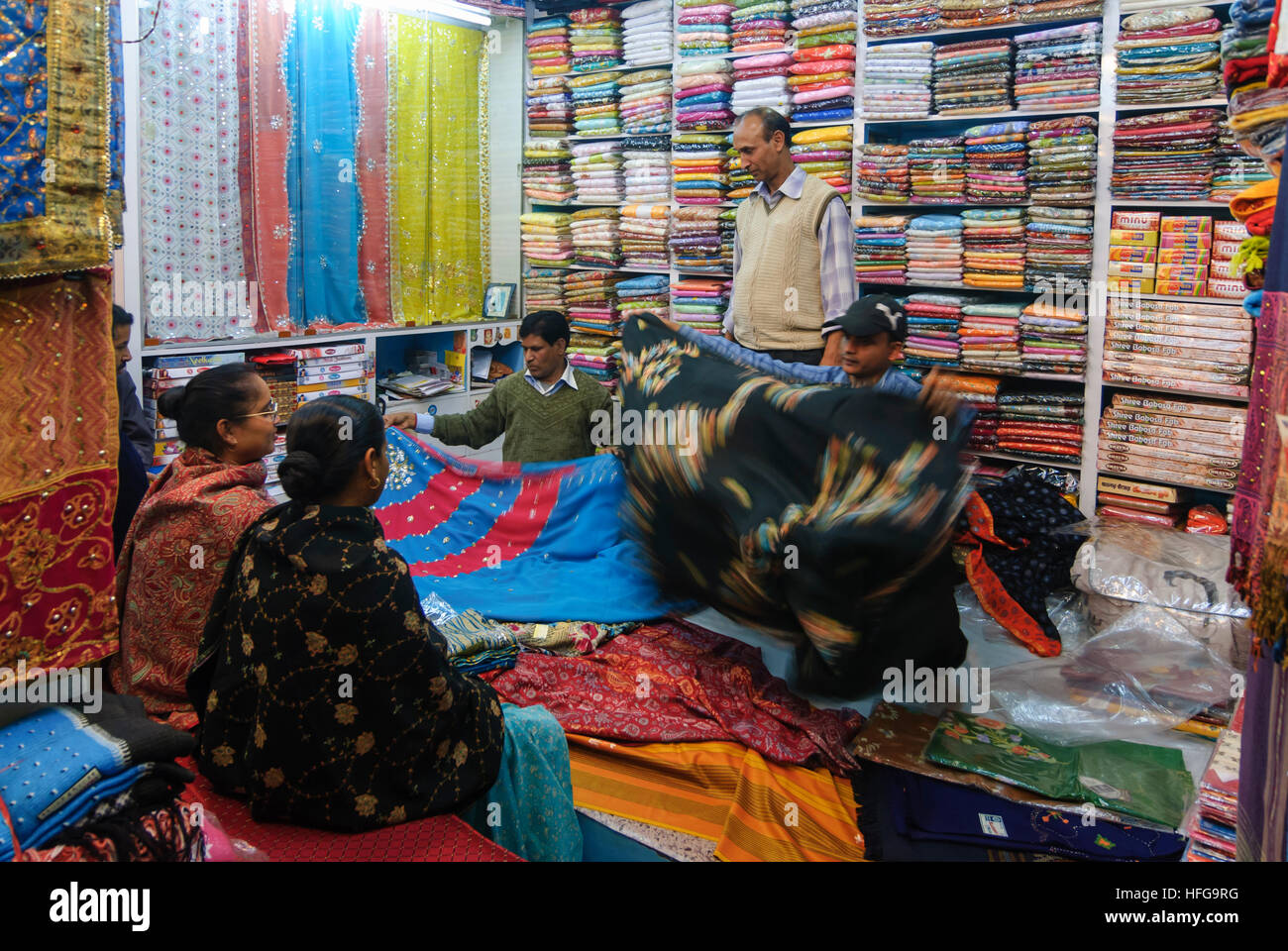 Fabric bazaar hires stock photography and images Alamy