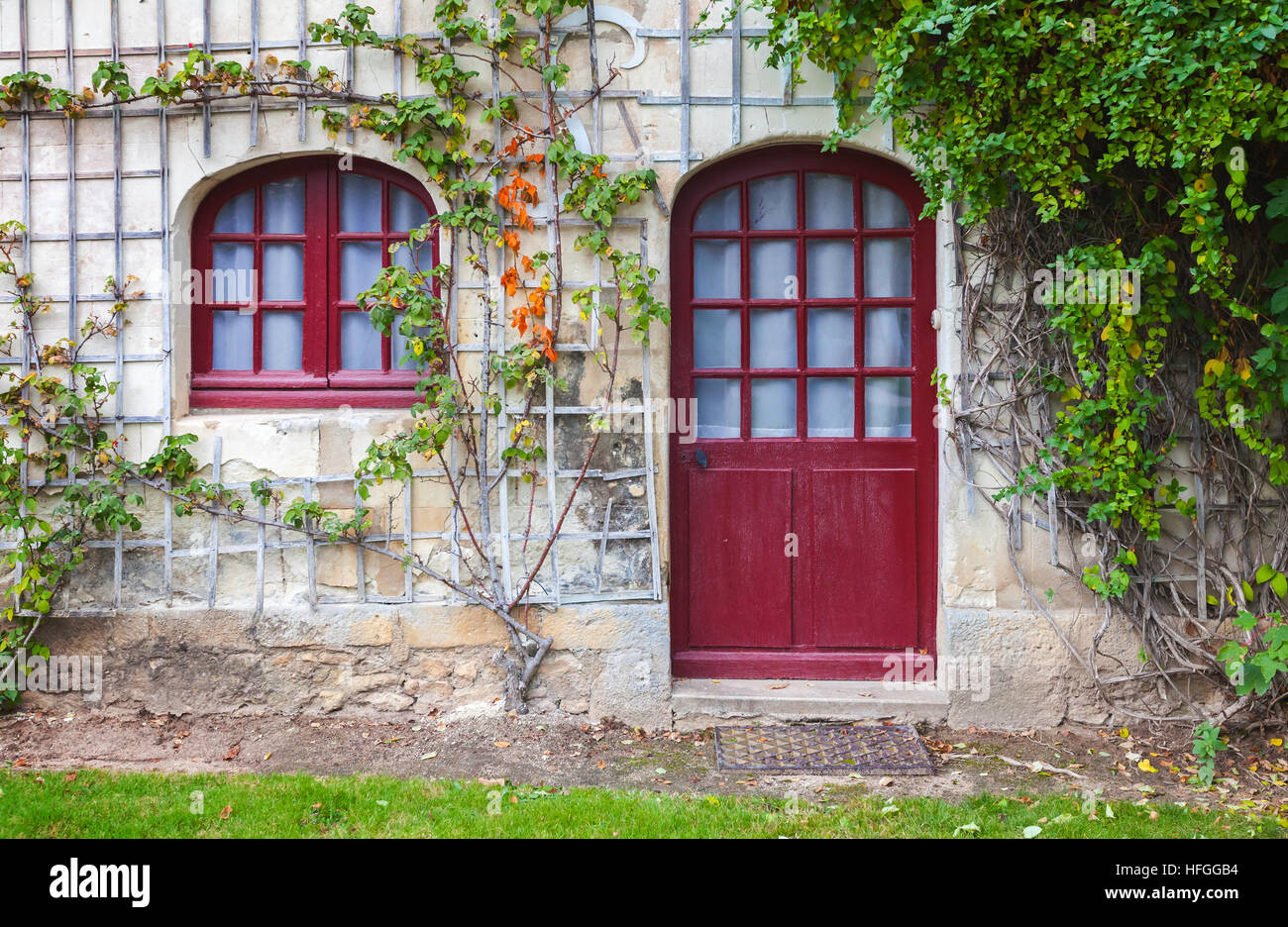 House wall background hi-res stock photography and images - Alamy