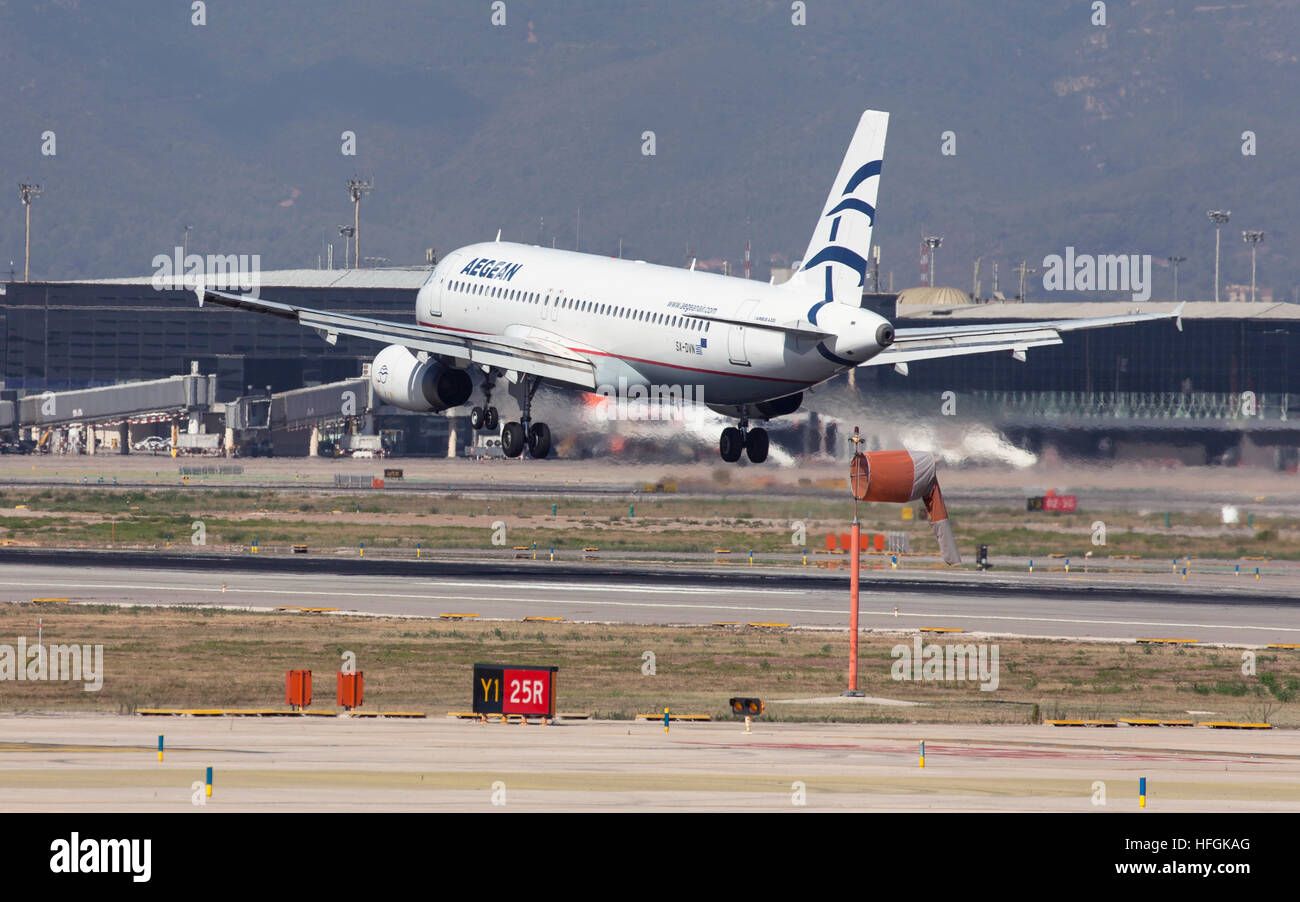 Aegean Airlines Airbus A320 landing at El Prat Airport in Barcelona, Spain. Stock Photo