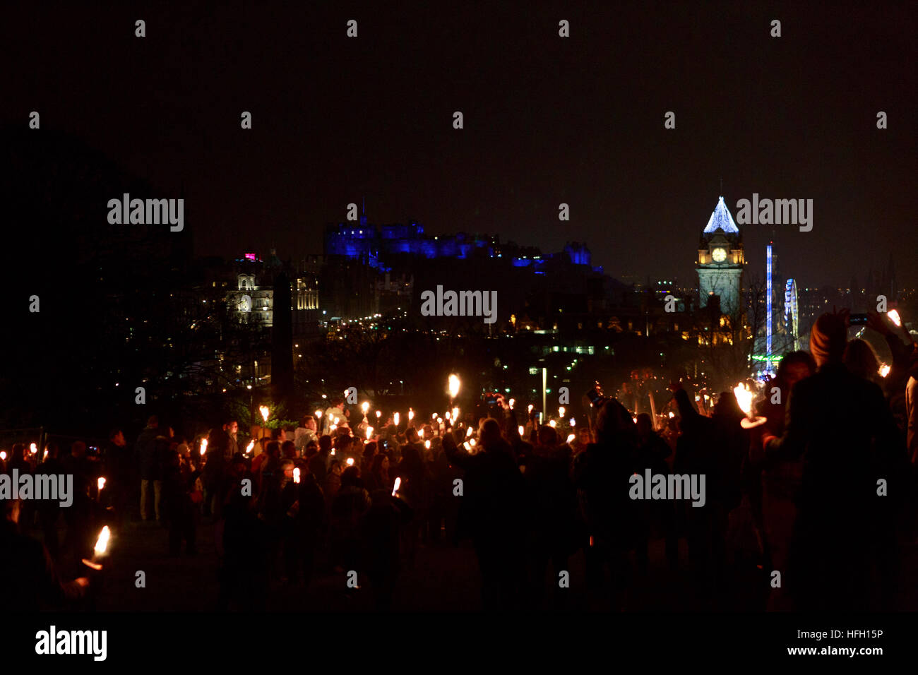 Edinburgh, Scotland. UK. 30th December. Edinburgh Hogmanay The Torchlight Procession. Pako Mera/Alamy Live News Stock Photo