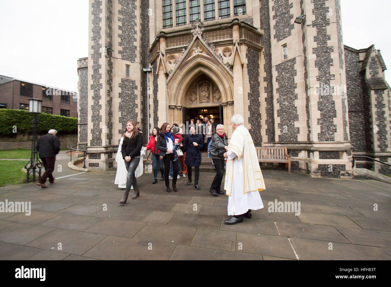 Sacred heart church wimbledon hires stock photography and images Alamy
