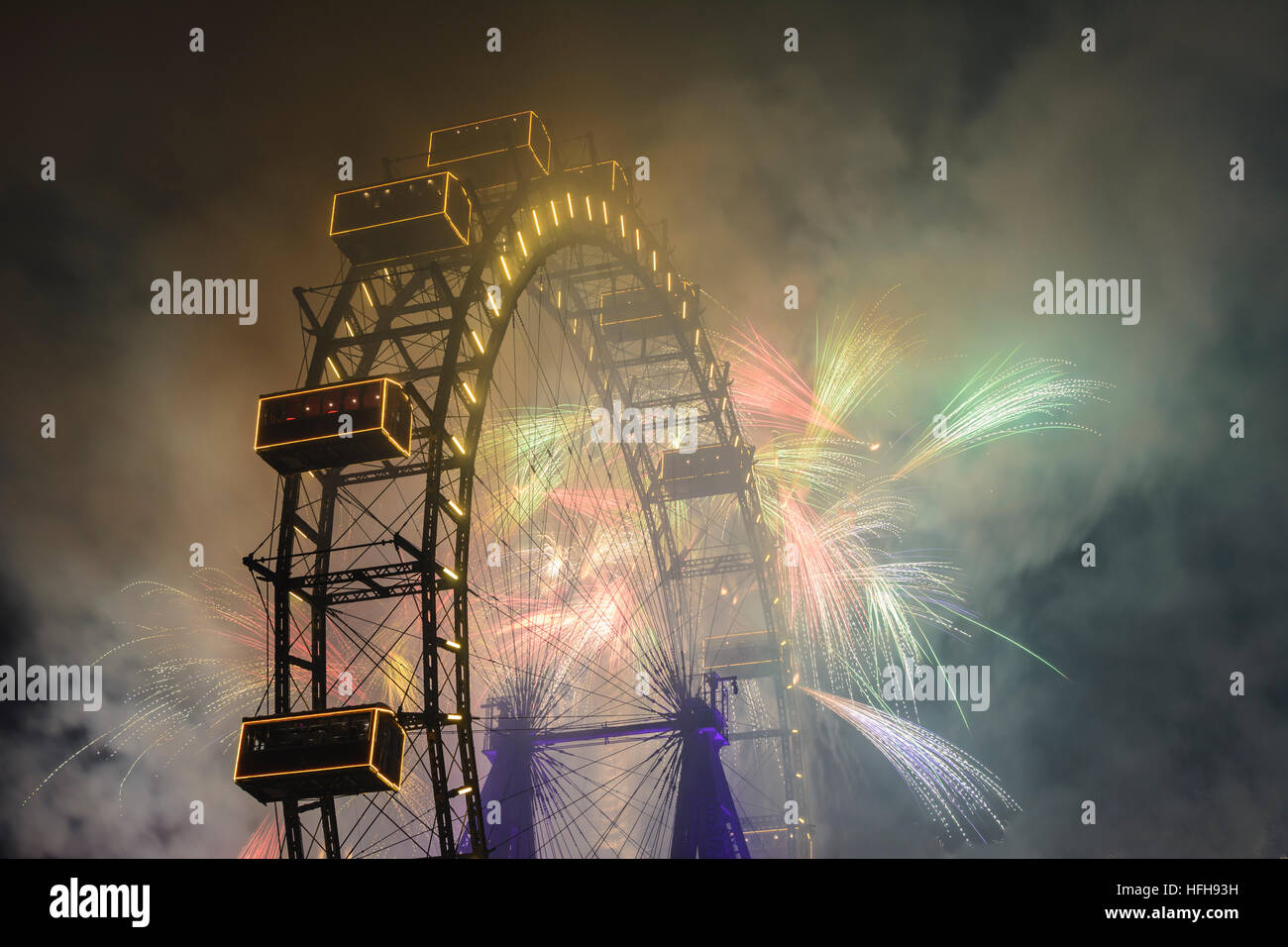 Wien, Austria. 1st January, 2017. New Year fireworks at Prater Ferris Wheel, Wien, Austria Credit: volkerpreusser/Alamy Live News Stock Photo