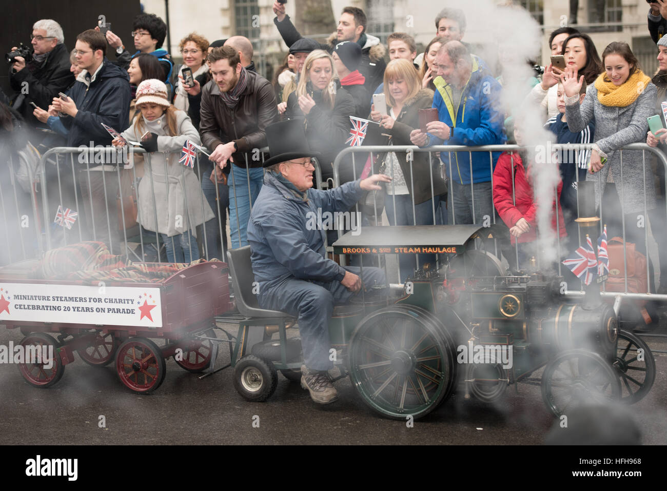 London, UK. 1st January 2017. Miniature steam engines at the London New Year Parade © Ian Davidson/Alamy Live News Stock Photo