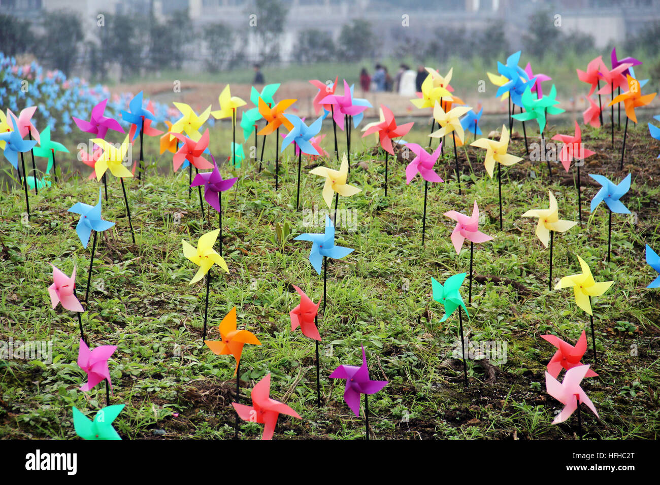Hangzhou, China's Zhejiang Province. 2nd Jan, 2017. Tourists view colorful pinwheels at Dipu Village of Tonglu County, east China's Zhejiang Province, Jan. 2, 2017. © Xu Junyong/Xinhua/Alamy Live News Stock Photo