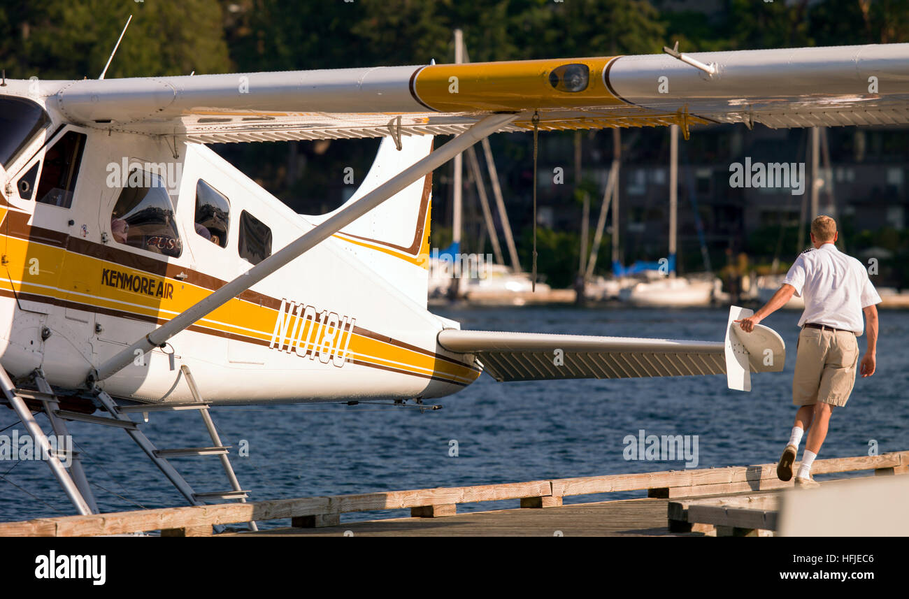 Old float plane hi-res stock photography and images - Alamy