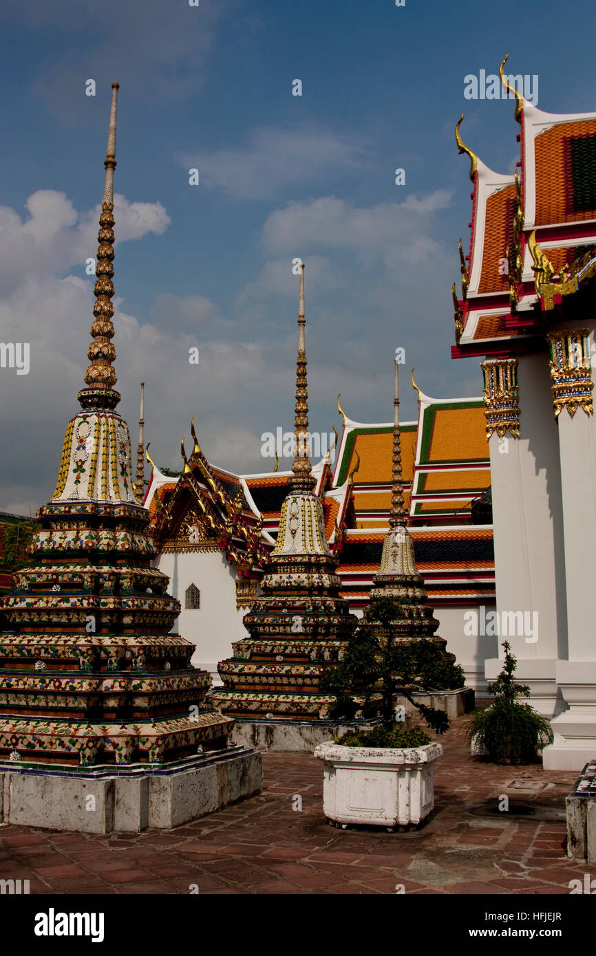 Wat Pho in Bangkok Stock Photo - Alamy