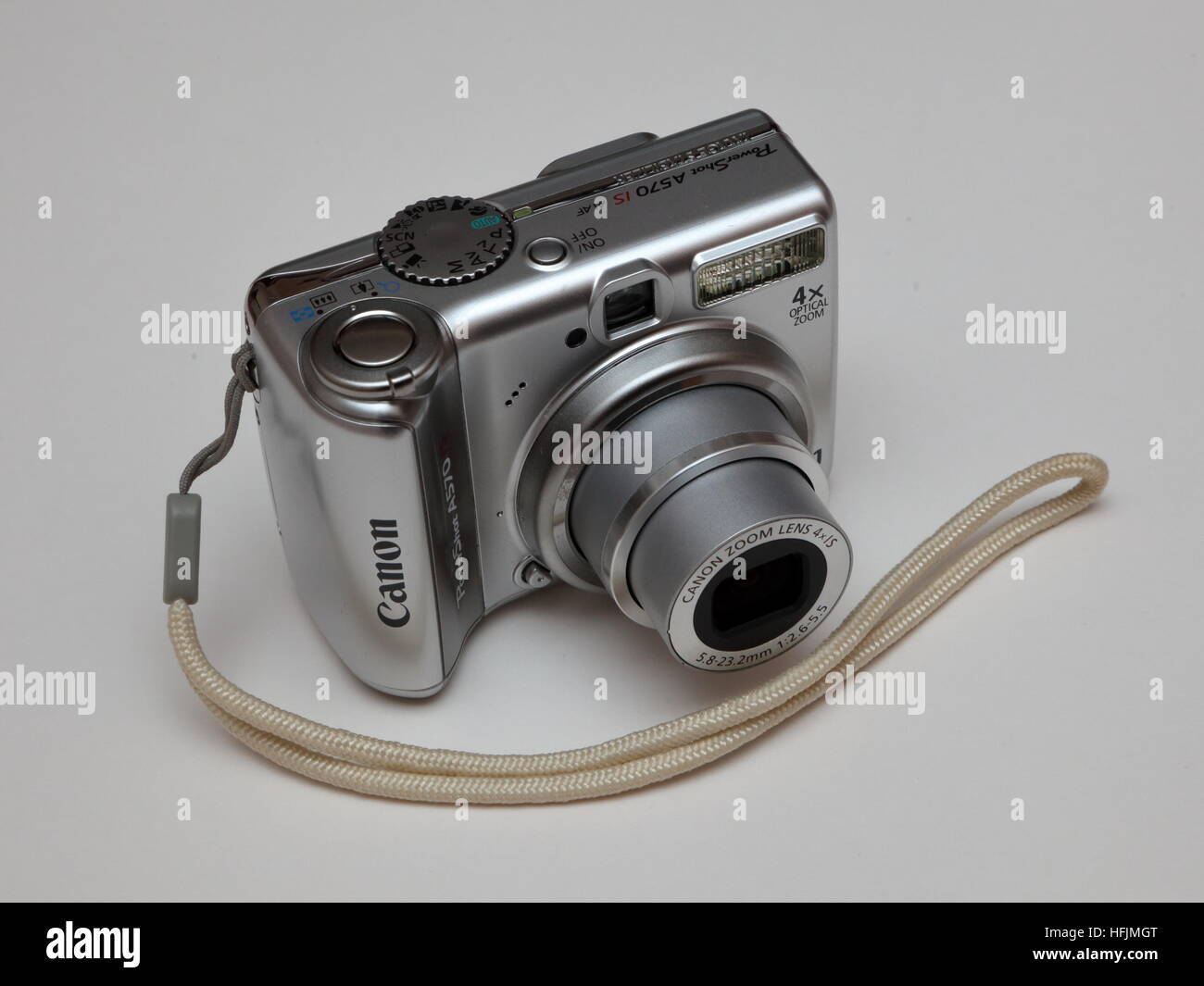 Canon PowerShot A570 7.1 Mpx Digital compact camera shown with zoom