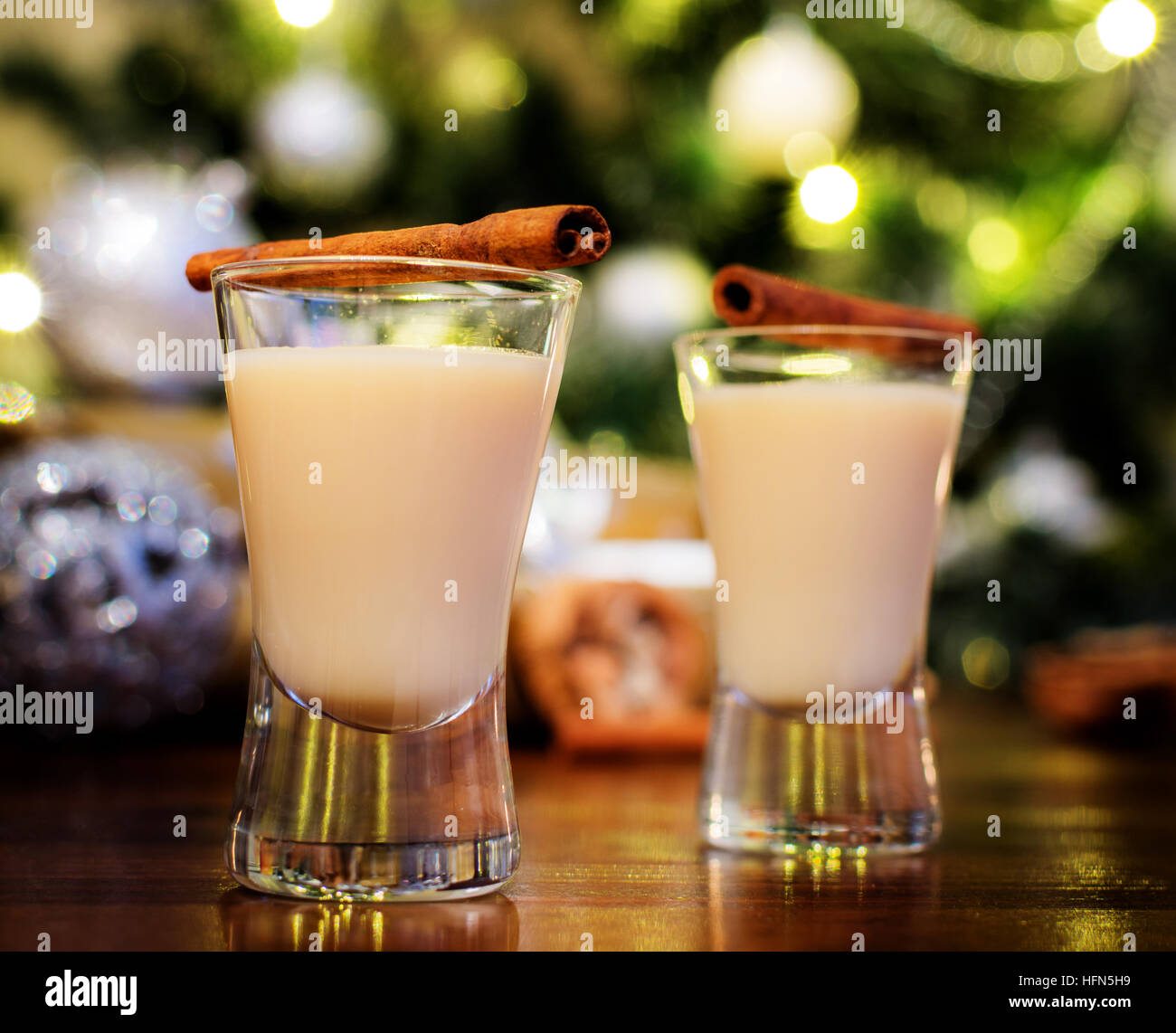 Eggnog nutmeg hires stock photography and images Alamy