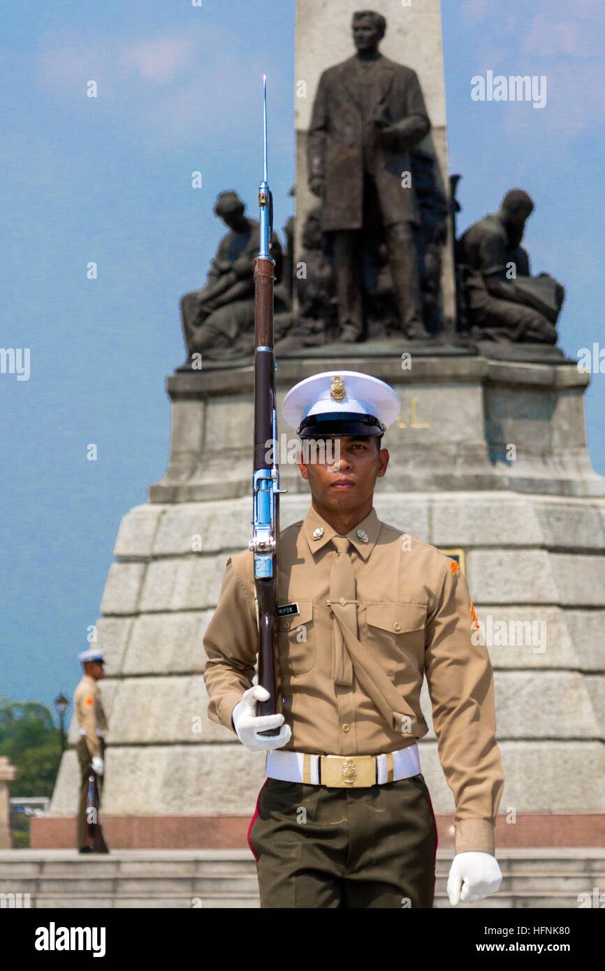 Marine guards at monument, Rizal,Park, Luneta, Manila, Philippines ...