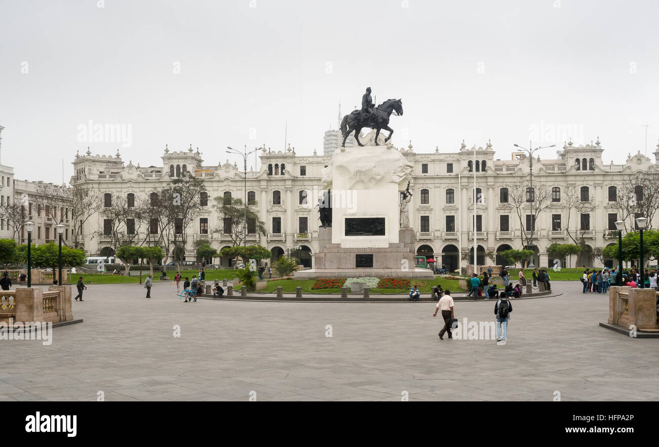 The Plaza Mayor or Plaza de Armas of Lima, Peru Stock Photo - Alamy
