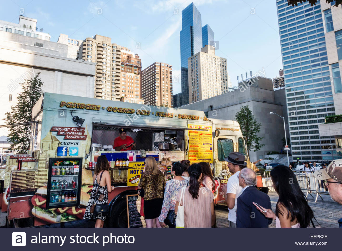 Food Truck Nyc High Resolution Stock Photography and Images Alamy