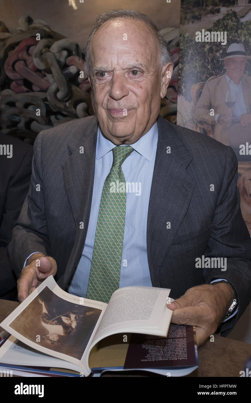 Life In Madrid High Resolution Stock Photography And Images Alamy