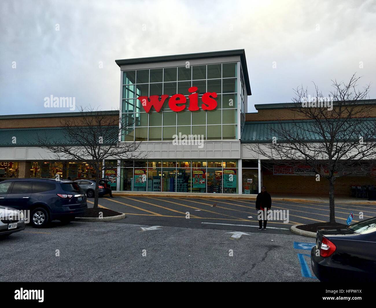 Weis markets hi-res stock photography and images - Alamy