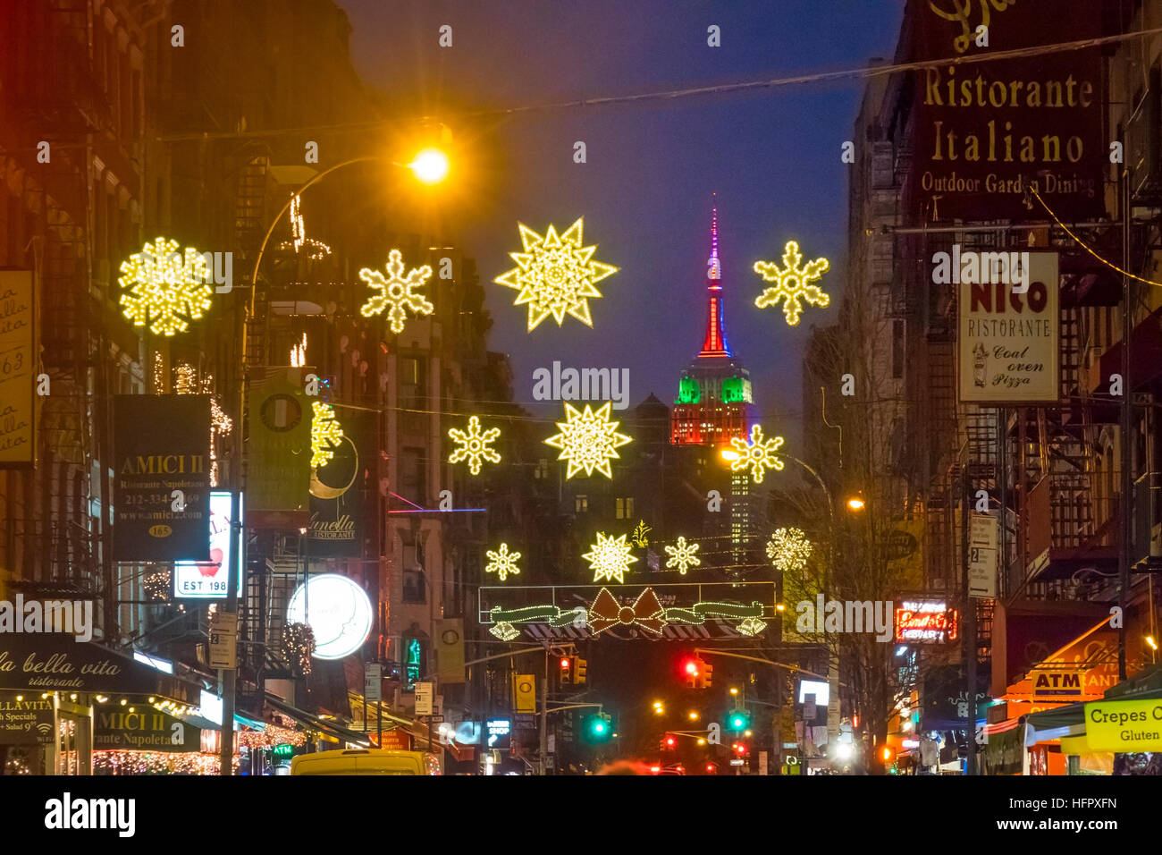 Mulberry Street Christmas Parade 2022 Christmas In Little Italy High Resolution Stock Photography And Images -  Alamy