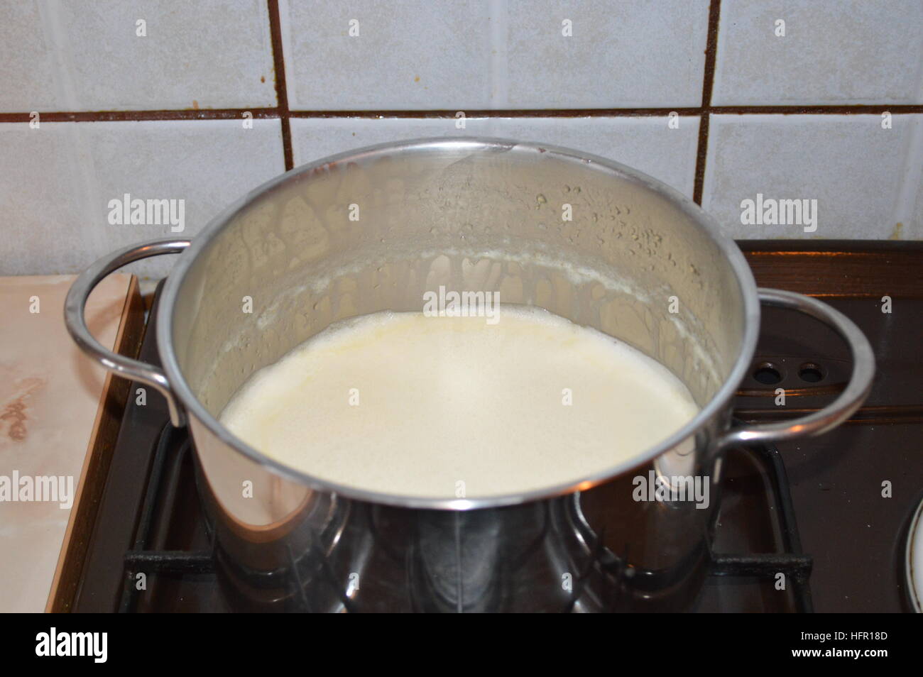 Boiling Milk Stock Photos & Boiling Milk Stock Images Alamy