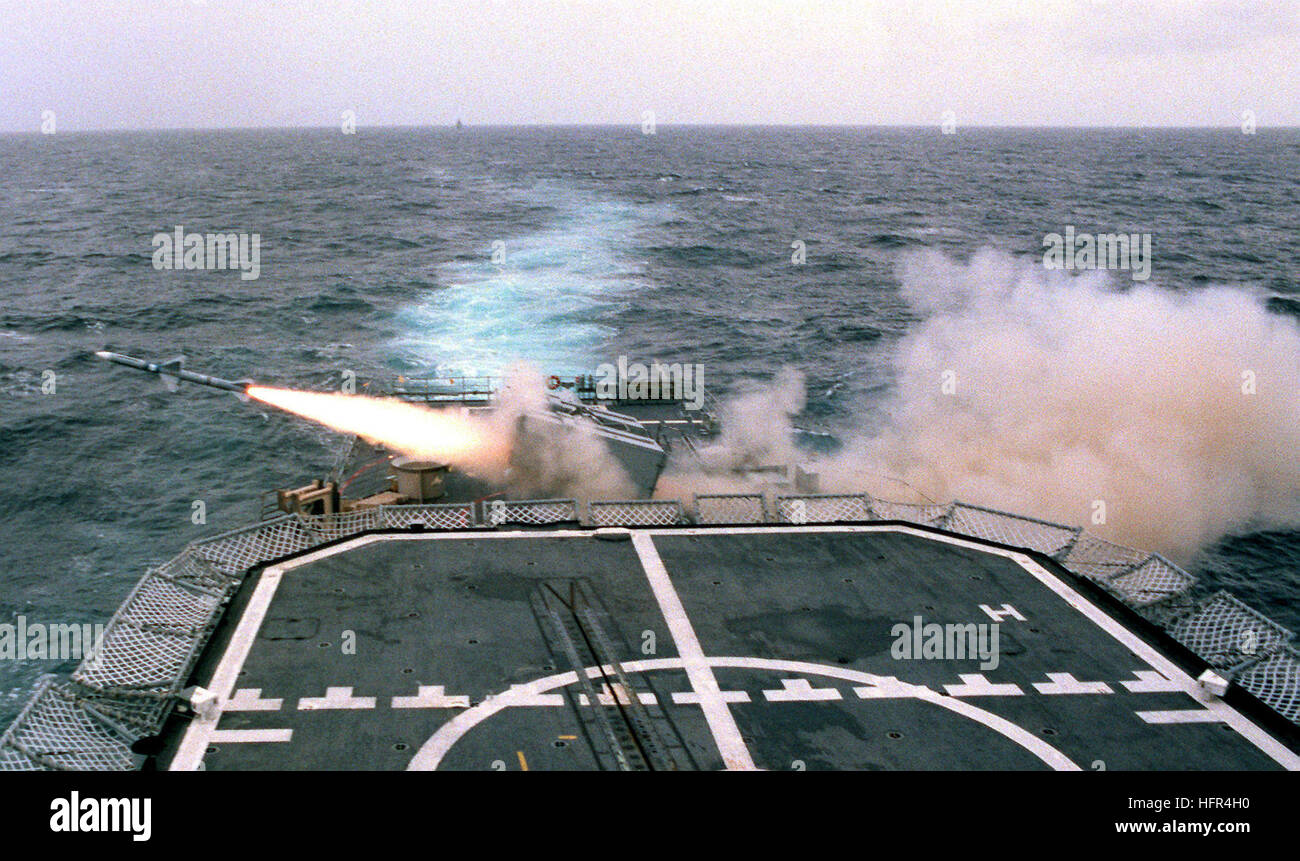 the-us-navy-s-spruance-class-destroyer-uss-moosbrugger-dd-980-stock
