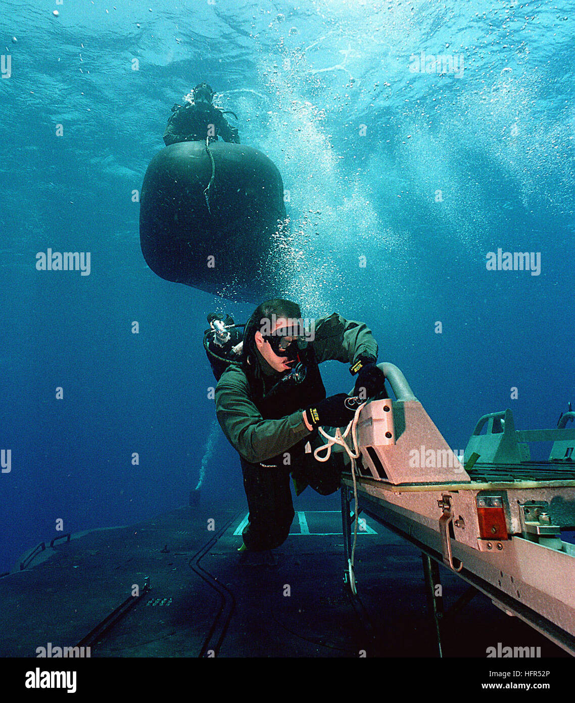 971002-N-3093M-015 CARIBBEAN SEA  (Oct. 2,1997) -- Members of SEAL Team Two conduct SEAL Delivery Vehicle (SDV) training in the Caribbean.  U.S. Navy photo by PhotographerÕs Mate 1st Class Andy McKaskle.  (Released) US Navy 971002-N-3093M-015 Members of SEAL (Sea Air Land) Team Two conduct SEAL Delivery Vehicle (SDV) training Stock Photo