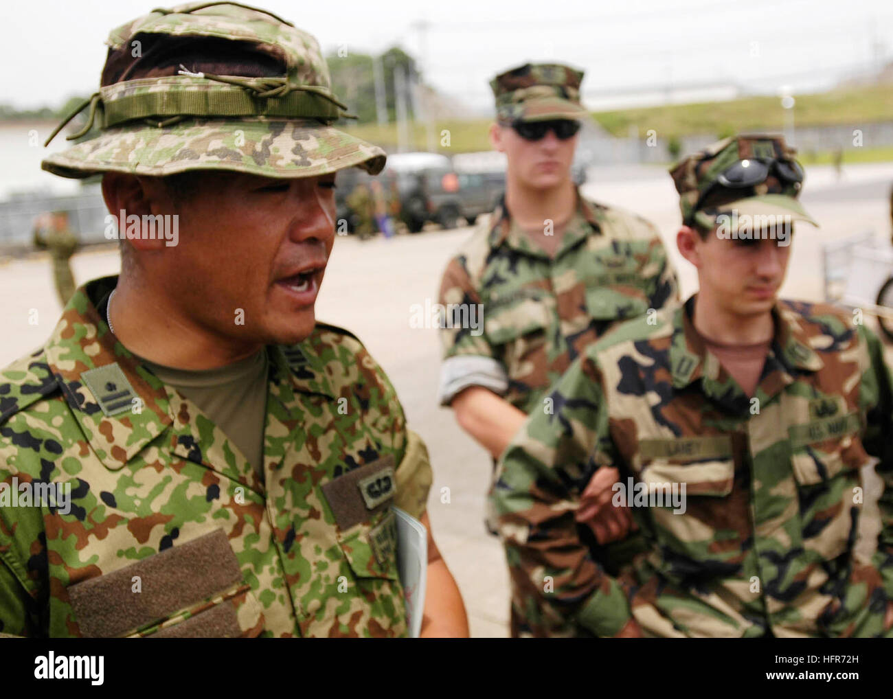 Jgsdf eod hi-res stock photography and images - Alamy