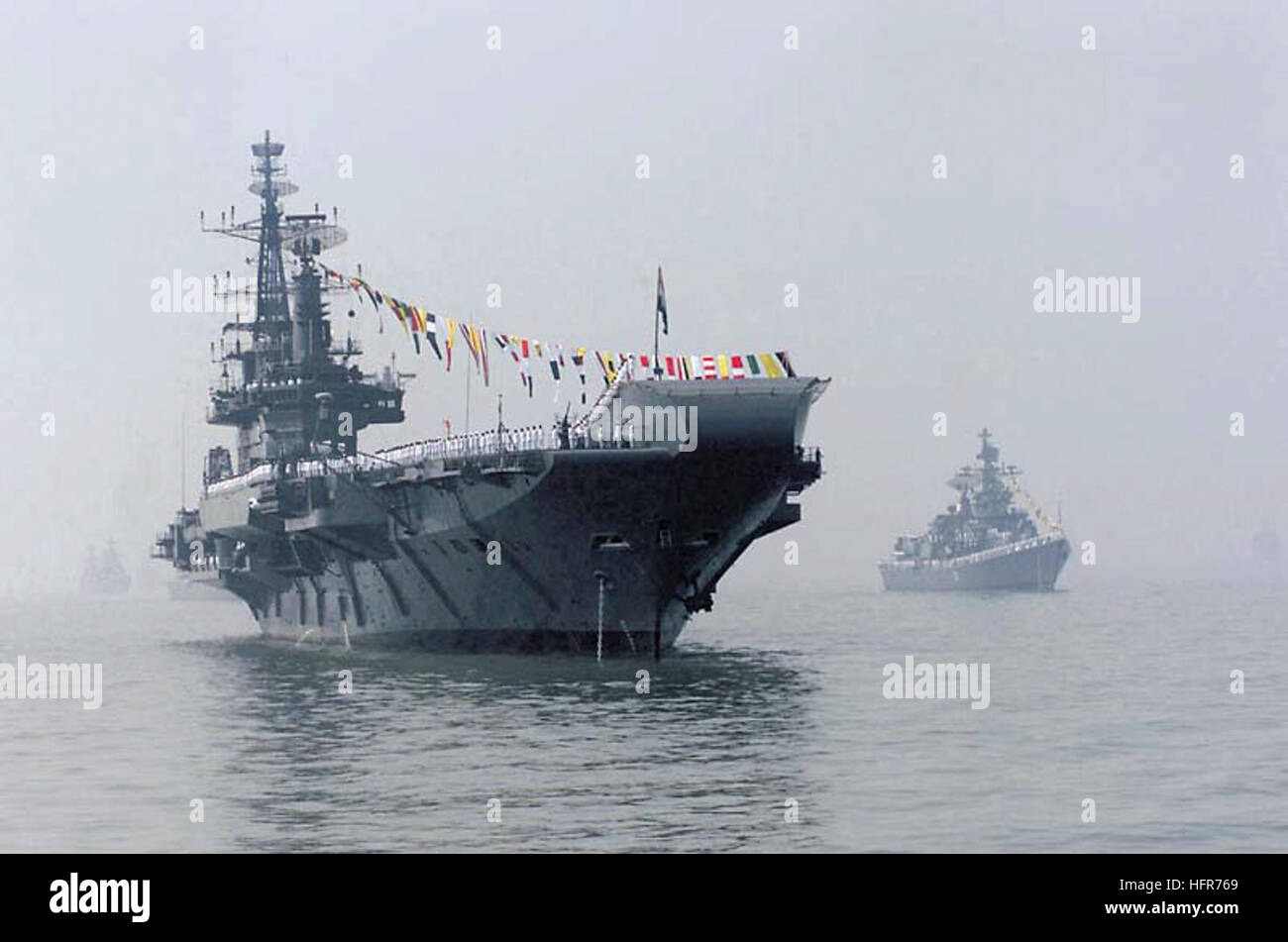 Aircraft carrier hms hermes hi-res stock photography and images - Alamy