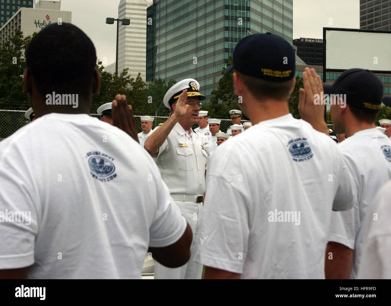 Navy Recruiting District Ohio Delayed Entry Program recruits take the ...
