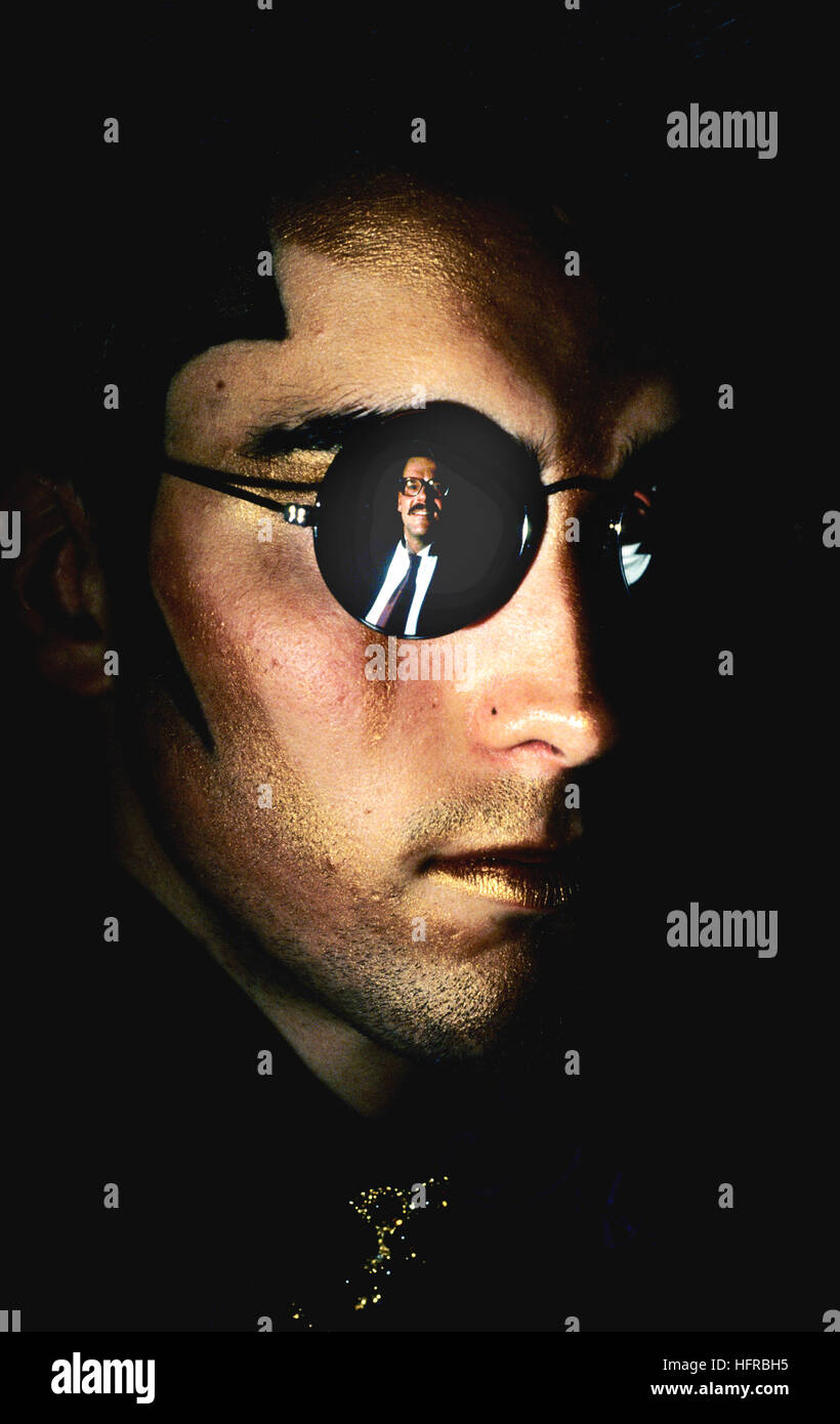 BJÖRN AXEN Swedish hairdresser-with the Swedish royal family on the client list-reflected in a pair of sunglasses Stock Photo