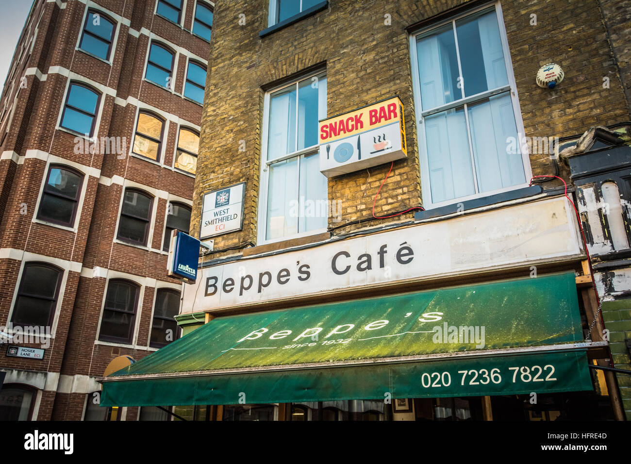 Beppe's Cafe in West Smithfield opposite St. Bart's Hospital and next to Smithfield Market. Stock Photo