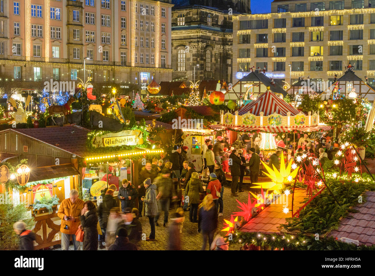 Dresden: Christmas Market Striezelmarkt at Altmarkt, Sachsen, Saxony, Germany Stock Photo