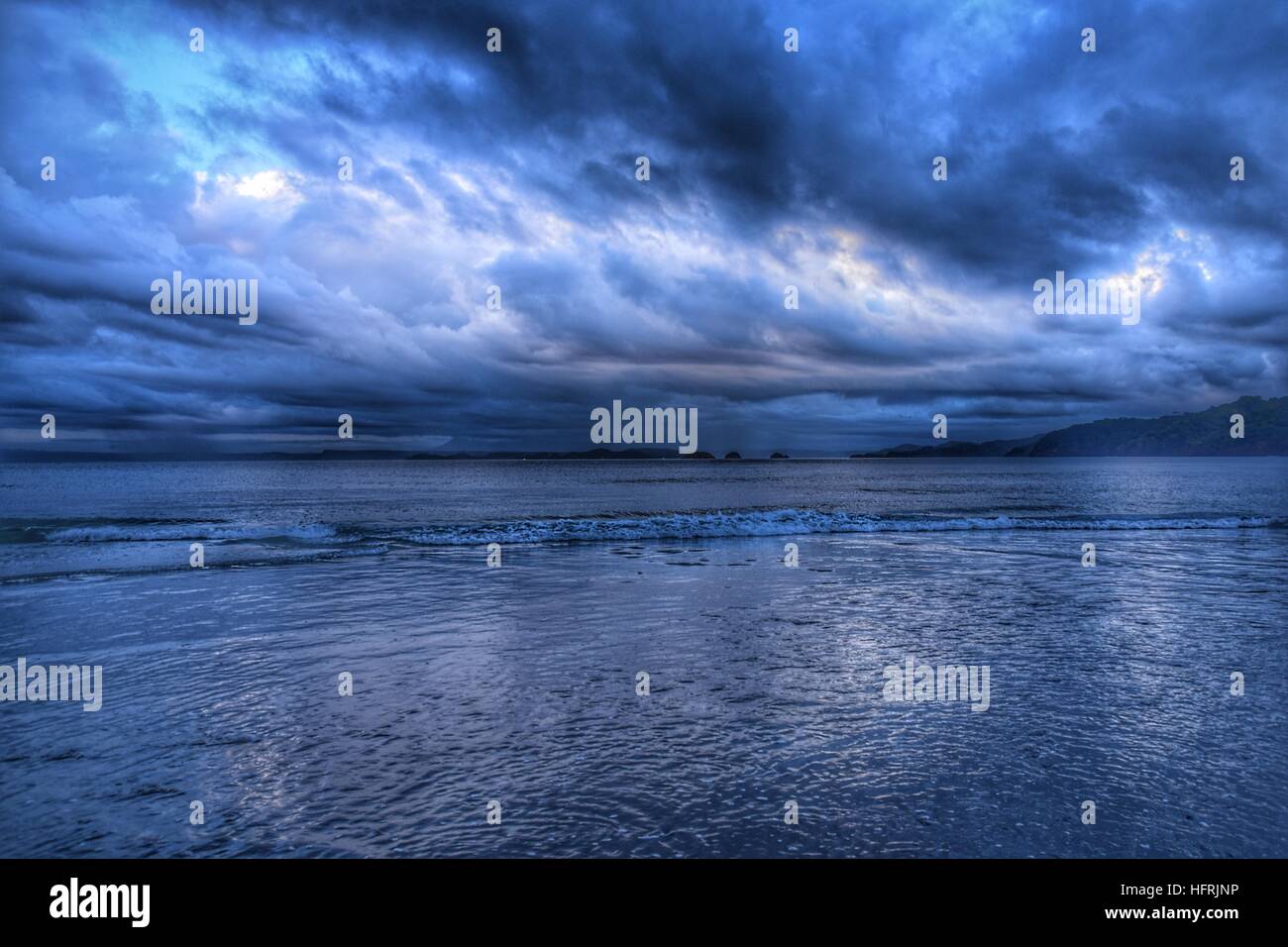 Stormy skies over the Pacific Ocean Stock Photo - Alamy