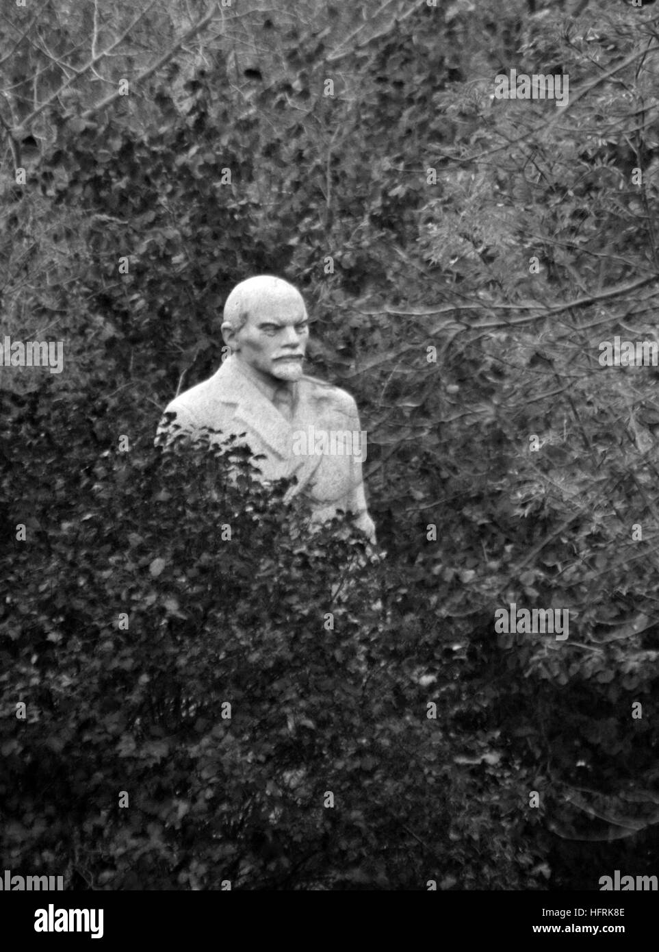 Leaders communism statue Black and White Stock Photos & Images - Alamy