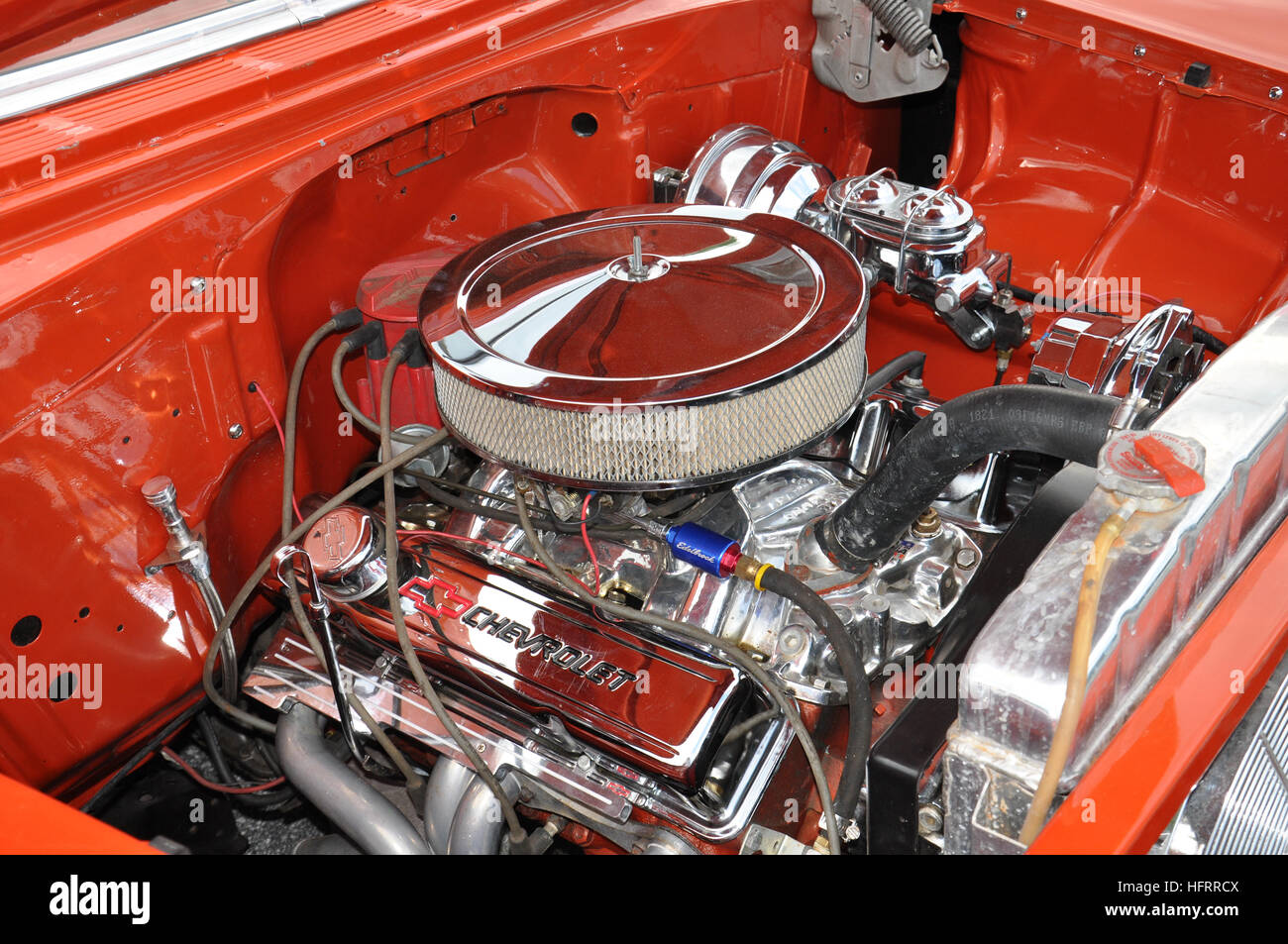 350 engine hi-res stock photography and images - Alamy
