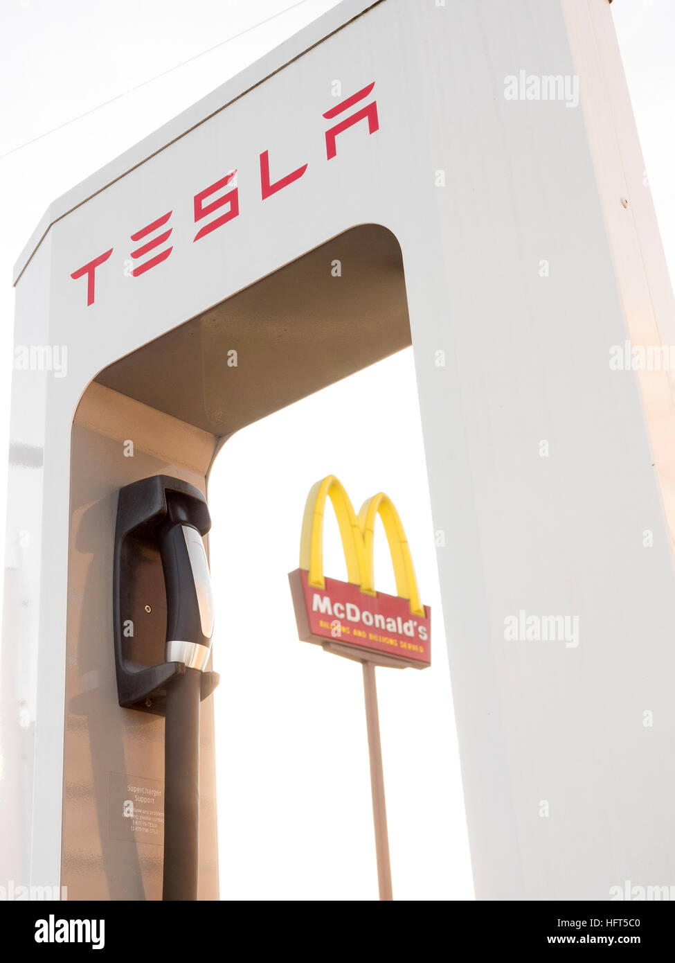 Tesla Supercharging Stations to be as ubiquitous as McDonalds