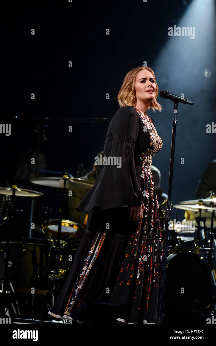Adele headlines Glastonbury Festival, Pilton. on 25/06/2016 . Pictured: Adele, Adele Laurie Blue Adkins MBE Stock Photo