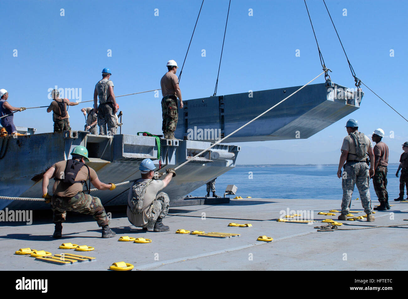 Army lighter system hires stock photography and images Alamy