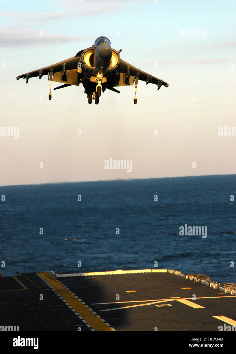 071117-N-3165S-044 ATLANTIC OCEAN (Nov. 17, 2007)  An AV-8B Harrier lands on the flight deck of the amphibious assault ship USS Nassau (LHA 4) as pilots with the air combat element of the 24th Marine Expeditionary Unit conduct deck landing qualifications. Nassau is preparing for its upcoming deployment. U.S. Navy photo by Mass Communication Specialist Seaman Ryan Steinhour (RELEASED) US Navy 071117-N-3165S-044 An AV-8B Harrier lands on the flight deck of the amphibious assault ship USS Nassau (LHA 4) Stock Photo