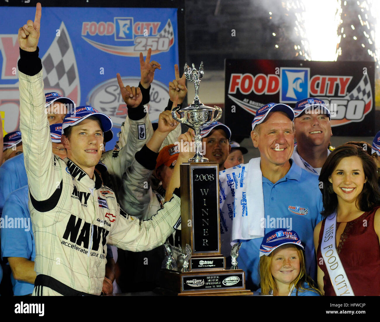 080822-N-5345W-234  BRISTOL, Tenn. (Aug. 22, 2008) JR Motorsports driver Brad Keselowski celebrates along with teammates and Food City employees in victory lane after piloting the No. 88 U.S. Navy Chevrolet Monte Carlo to a first place finish in the NASCAR Nationwide Series Food City 250 at Bristol Motor Speedway in Bristol. Keselowski overcame a 37th place starting position to claim his second career victory and won second place overall in the nationwide championship standings. (U.S. Navy photo by Mass Communication Specialist 2nd Class Kristopher S. Wilson/Released) US Navy 080822-N-5345W-23 Stock Photo