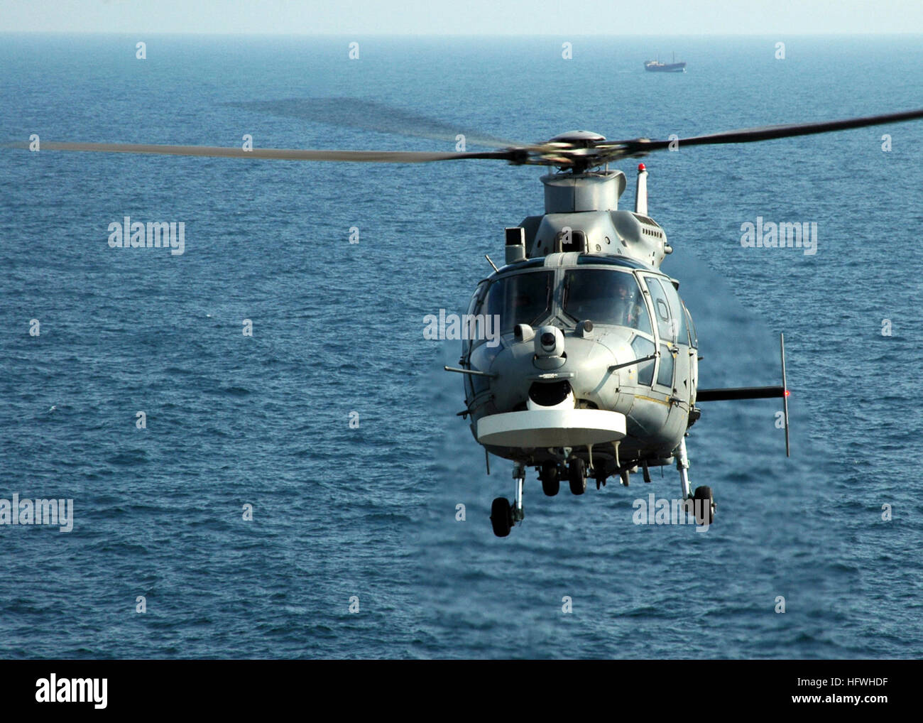 081116-N-4236E-158 PERSIAN GULF (Nov. 16, 2008) An AS-565MB Panther ...