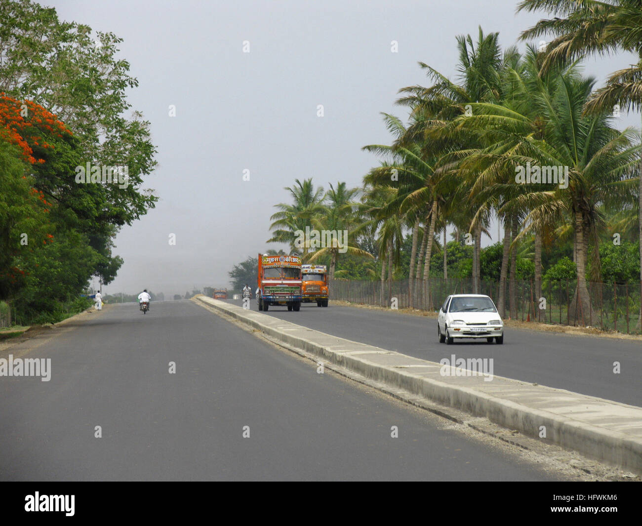Pune Solapur Highway, Maharashtra, India Stock Photo Alamy